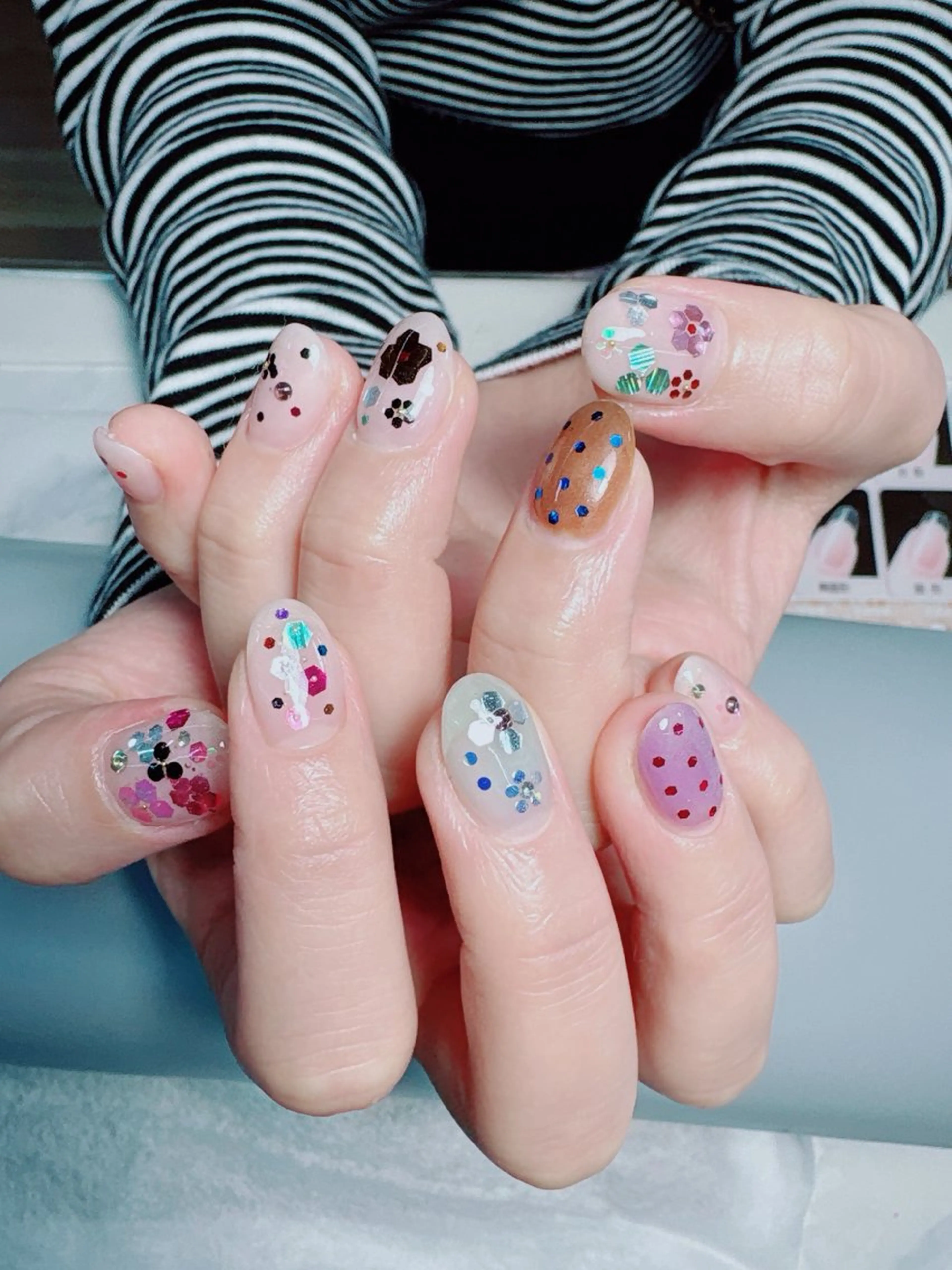 ネイル チークネイル フレンチネイル 韓国ネイル マグネットネイル ニュアンスネイル ハンドネイル Yuxi Beauty salon 【ユーシィー ビューティ サロン】所属・ユーシーネイルサロン 池田公園店のネイルデザイン