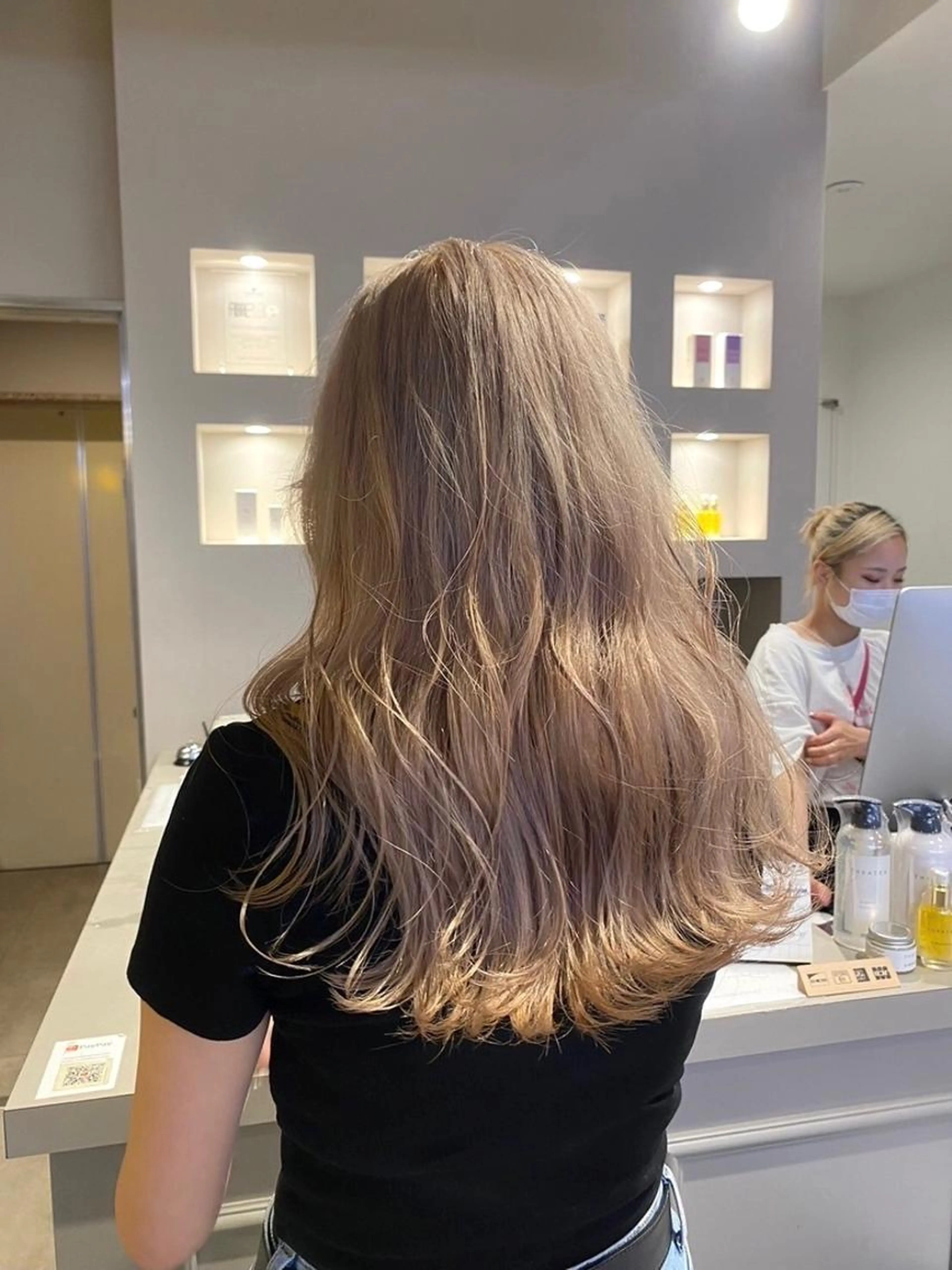【ハイトーンにするなら！👱🏻‍♀️🪞💞】ブリーチありダブルカラー＋炭酸Spa＋オリジナルトリートメントの写真