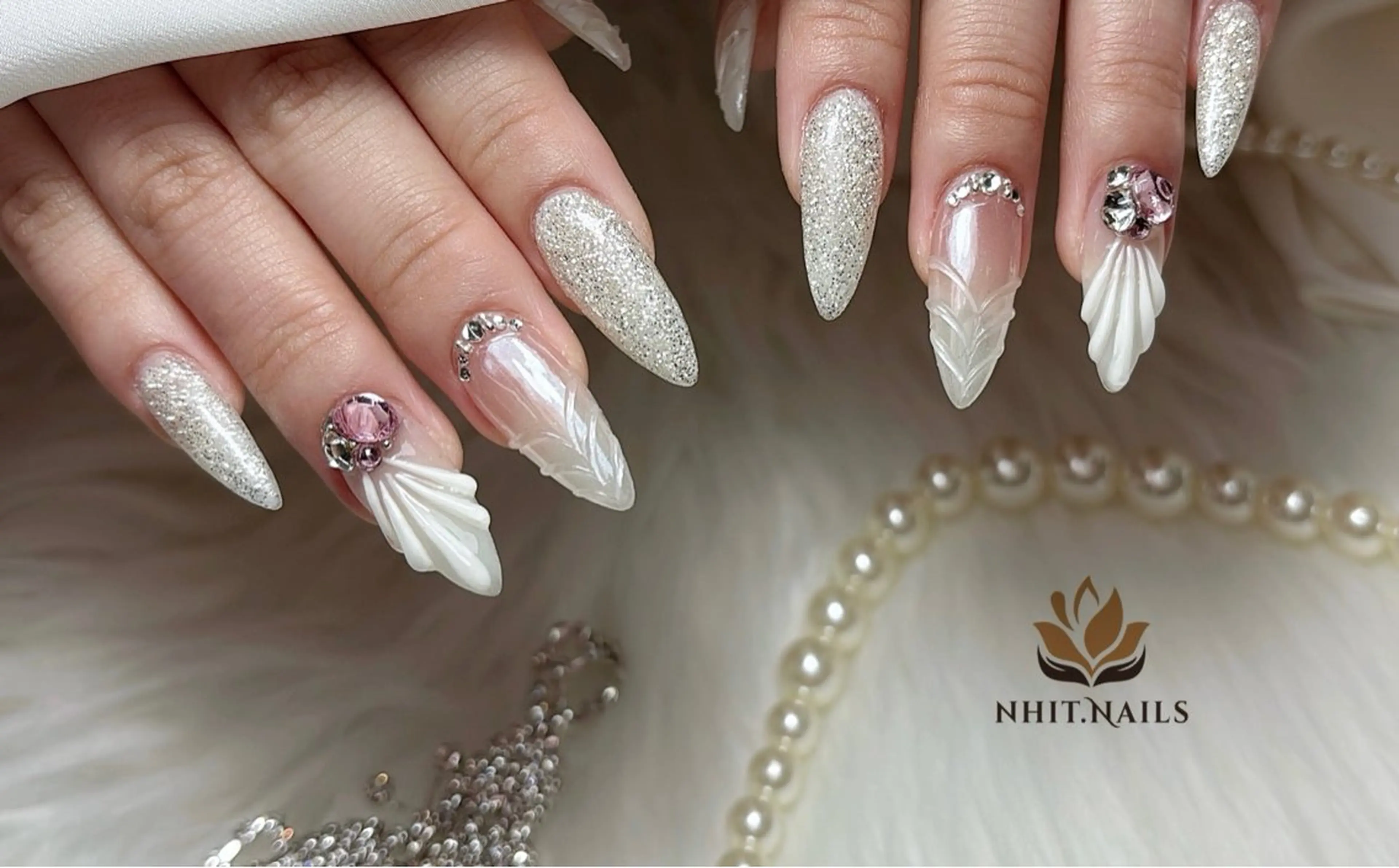 ネイル 長さ出し ネイルチップ ニットネイル所属・Nhit Nailsのネイルデザイン