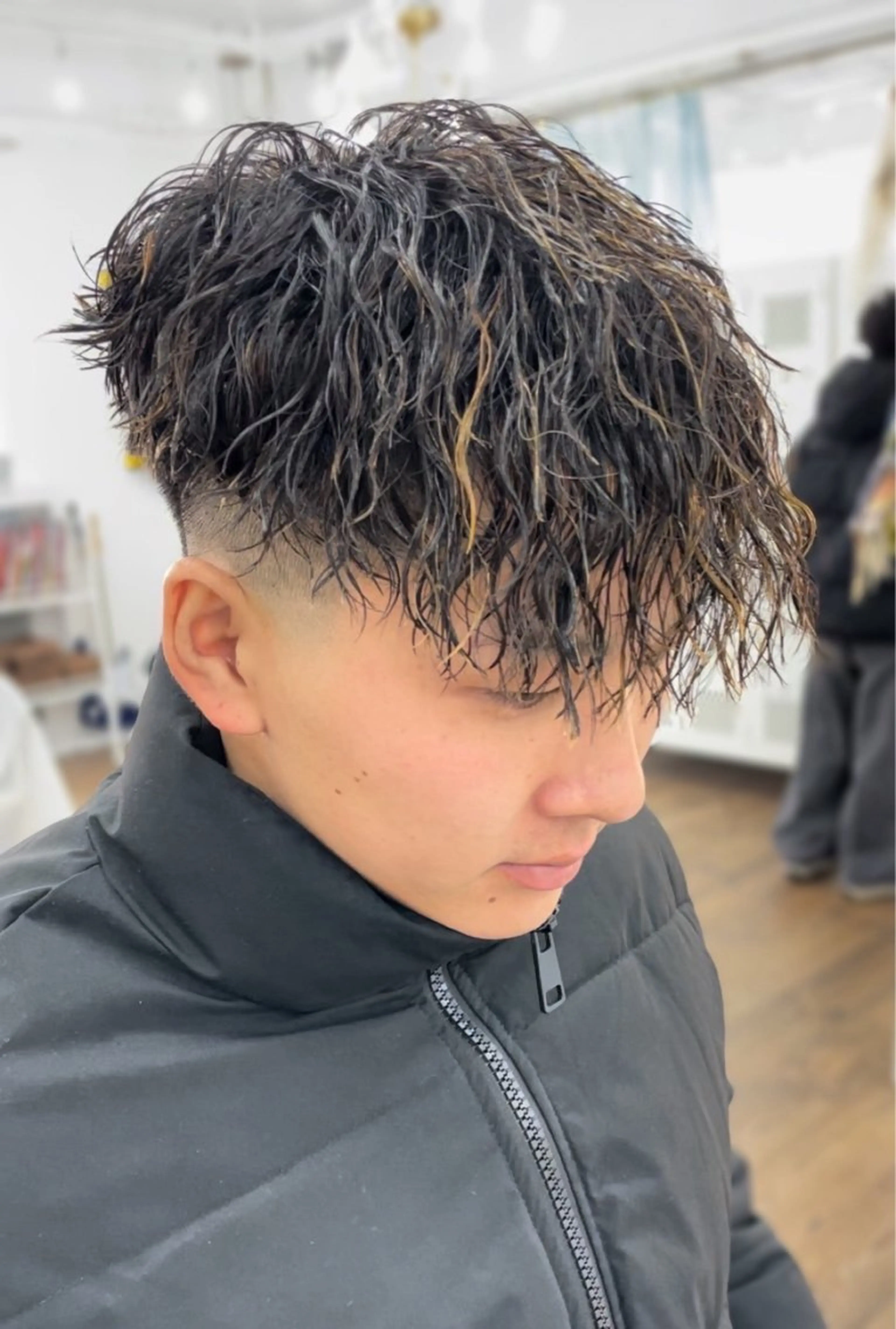 カット＋ツイストパーマ＋ハイライトの写真
