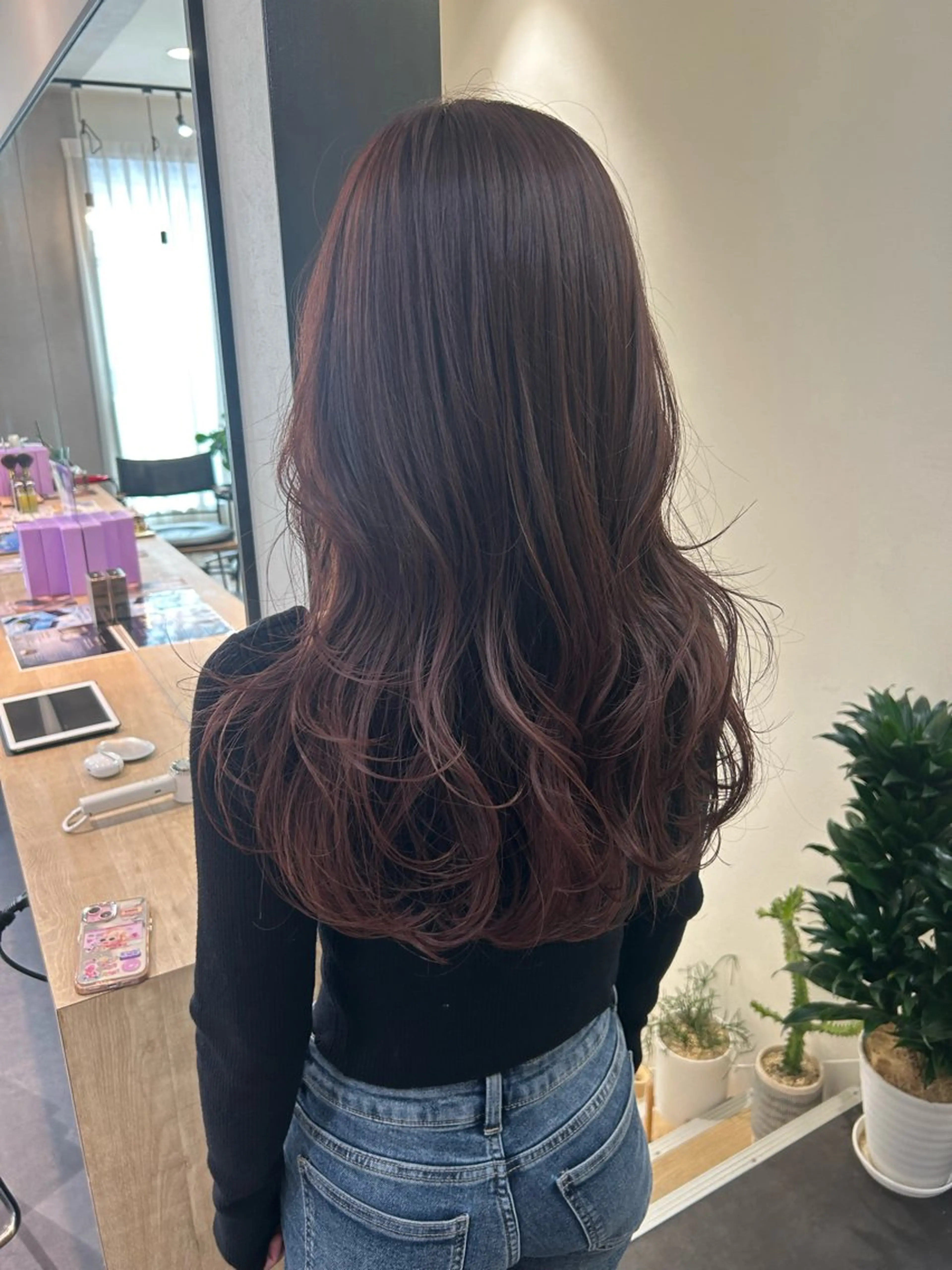 ロング カラー ブラウンカラー レッドカラー レッドブラウン レイヤーカット カット ヘアカラー トリートメント hub hair レイヤー/透明感のヘアスタイル