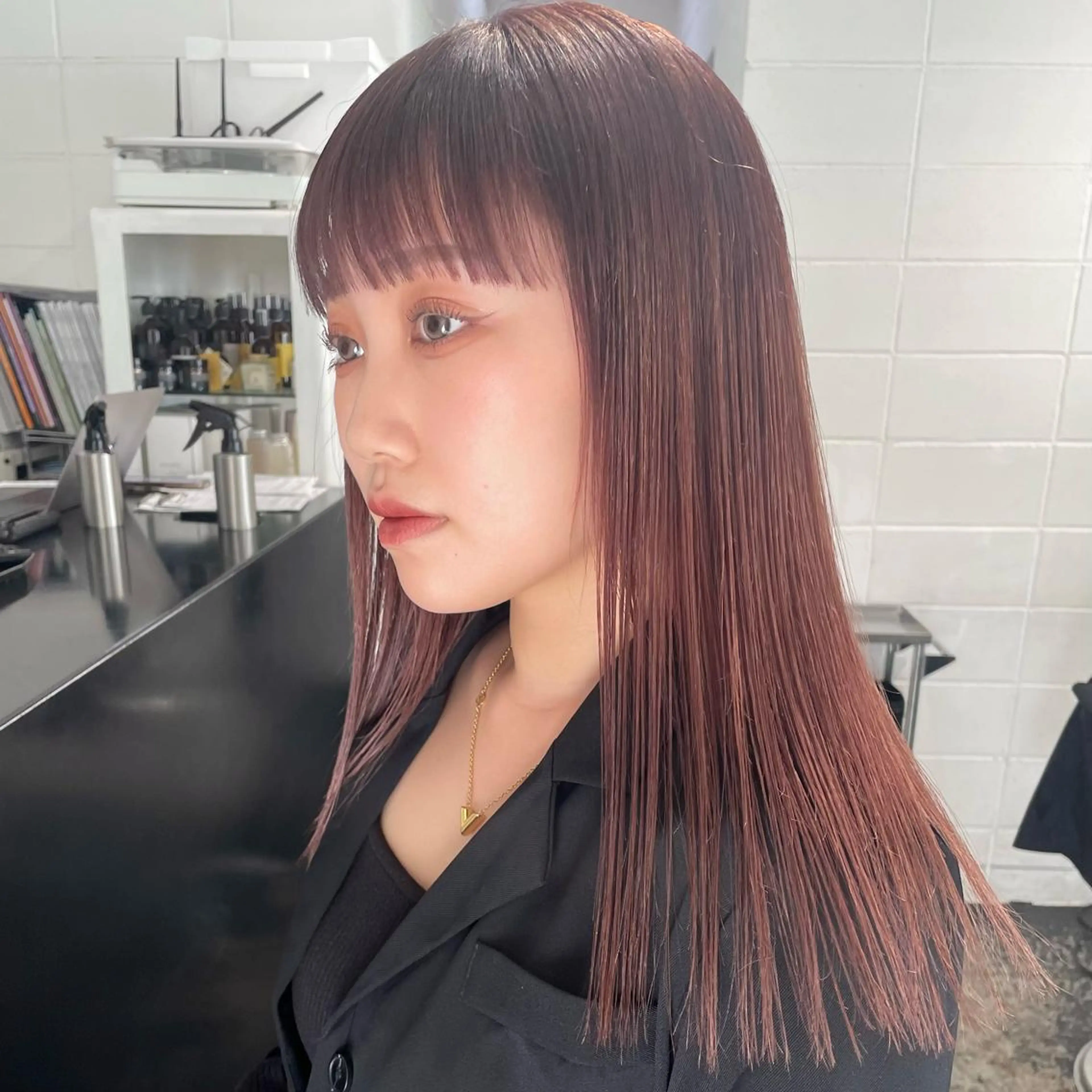 セミロング カラー ヘアカラー トリートメント 🎀ツヤ髪韓国ヘア ミカ🎀のヘアスタイル