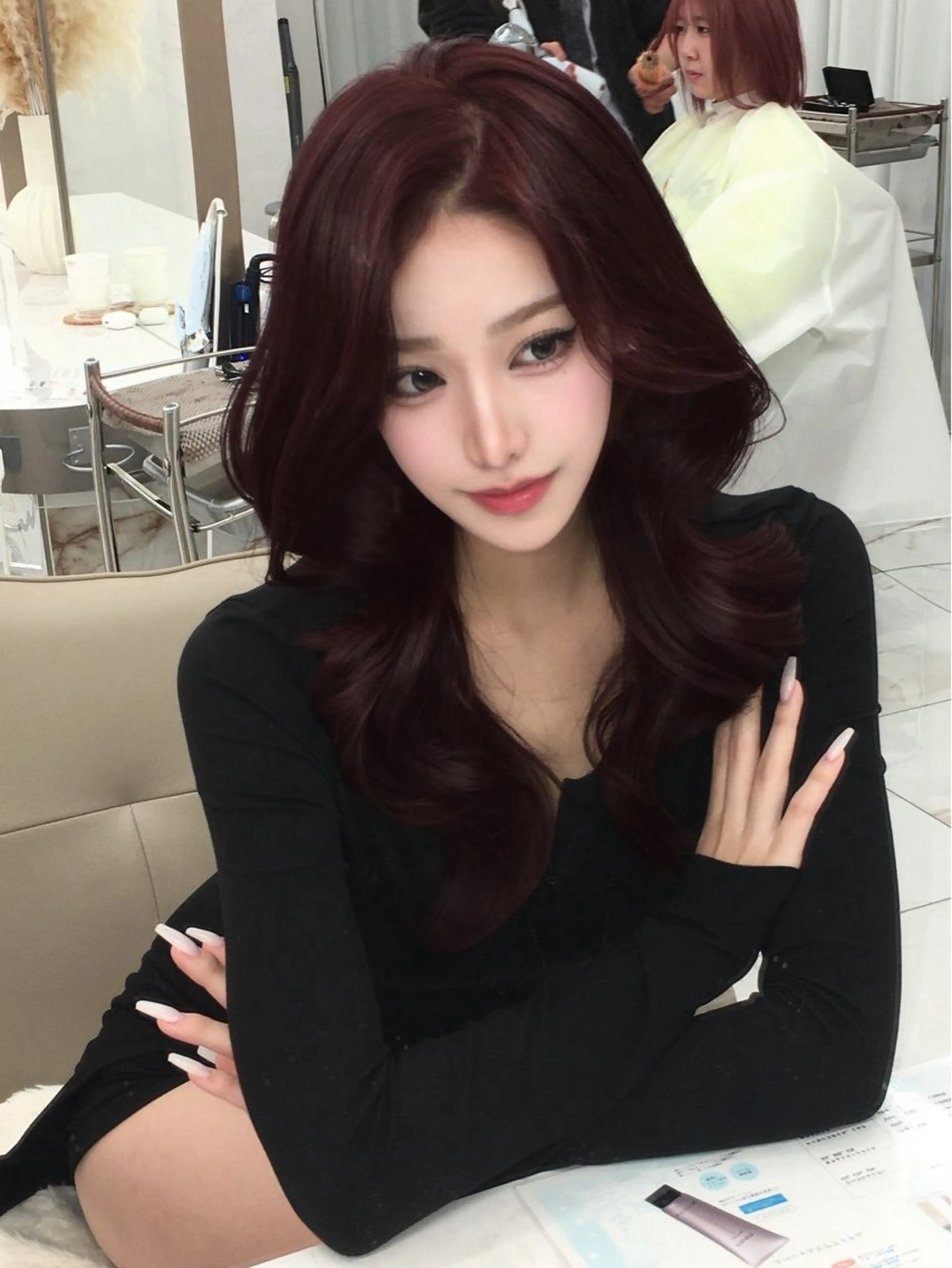 【✨芸能人御用達✨】韓国トレンドカット+艶カラー＋オージュアトリートメント+モテ巻き🎀🤍の写真