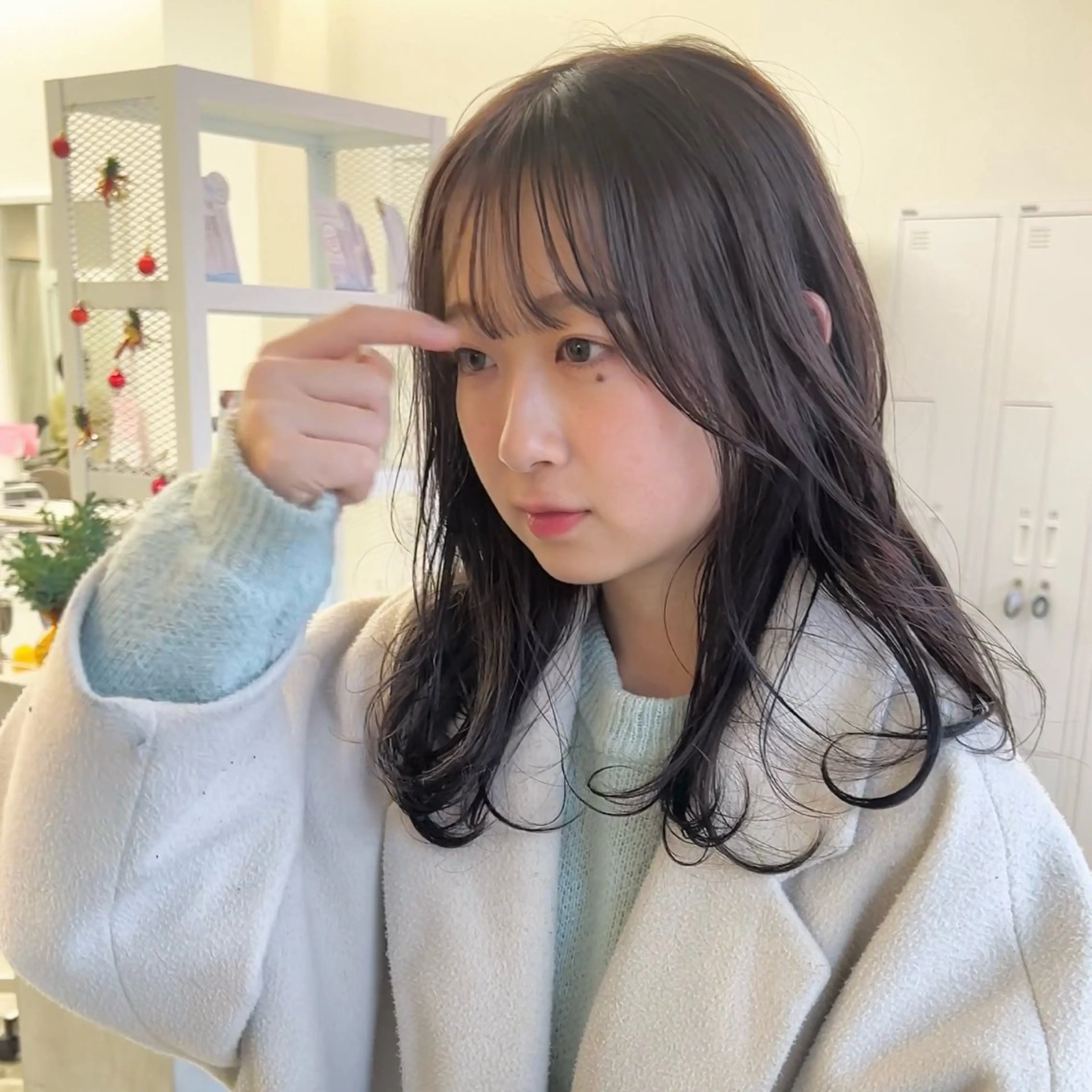 セミロング カラー グレージュ カット ヘアカラー クロスパーマ× 透明感カラー✂︎のヘアスタイル