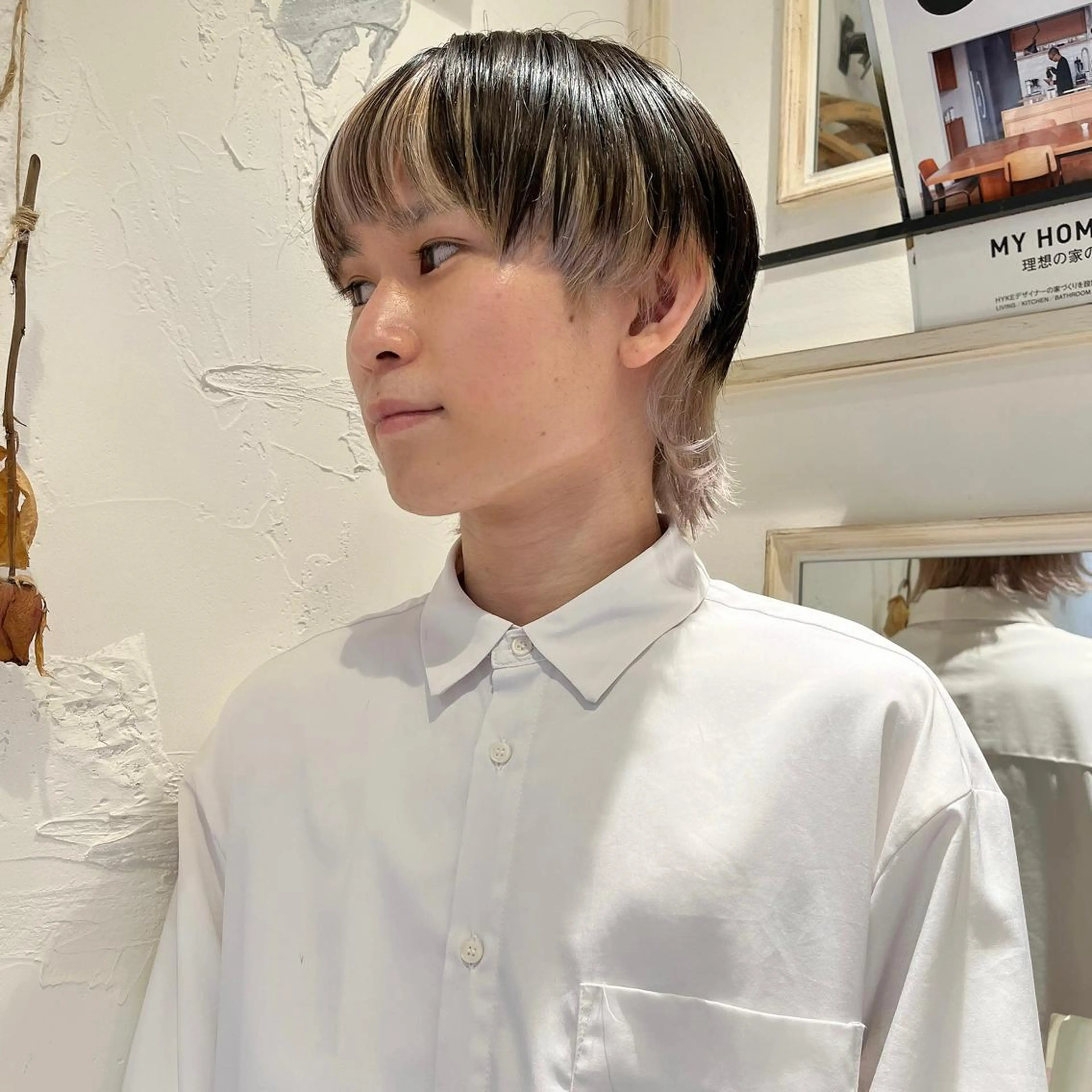 ショート カラー メンズ メンズインナーカラー メンズウルフカット ブロンド インナーカラー ウルフカット irwi/イルウィ所属・miku🎀門前仲町 ブリーチ・レイヤーのヘアスタイル