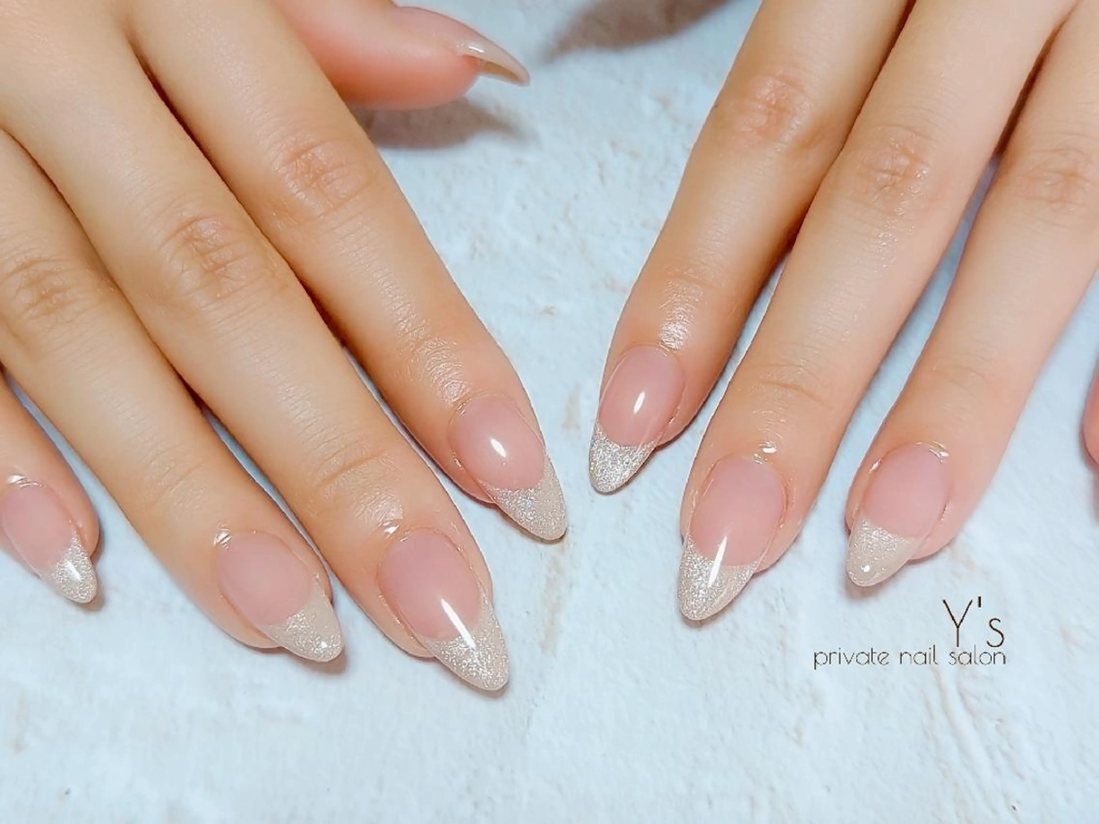 ネイル ハンドネイル YUMI NAGAI  のネイルデザイン