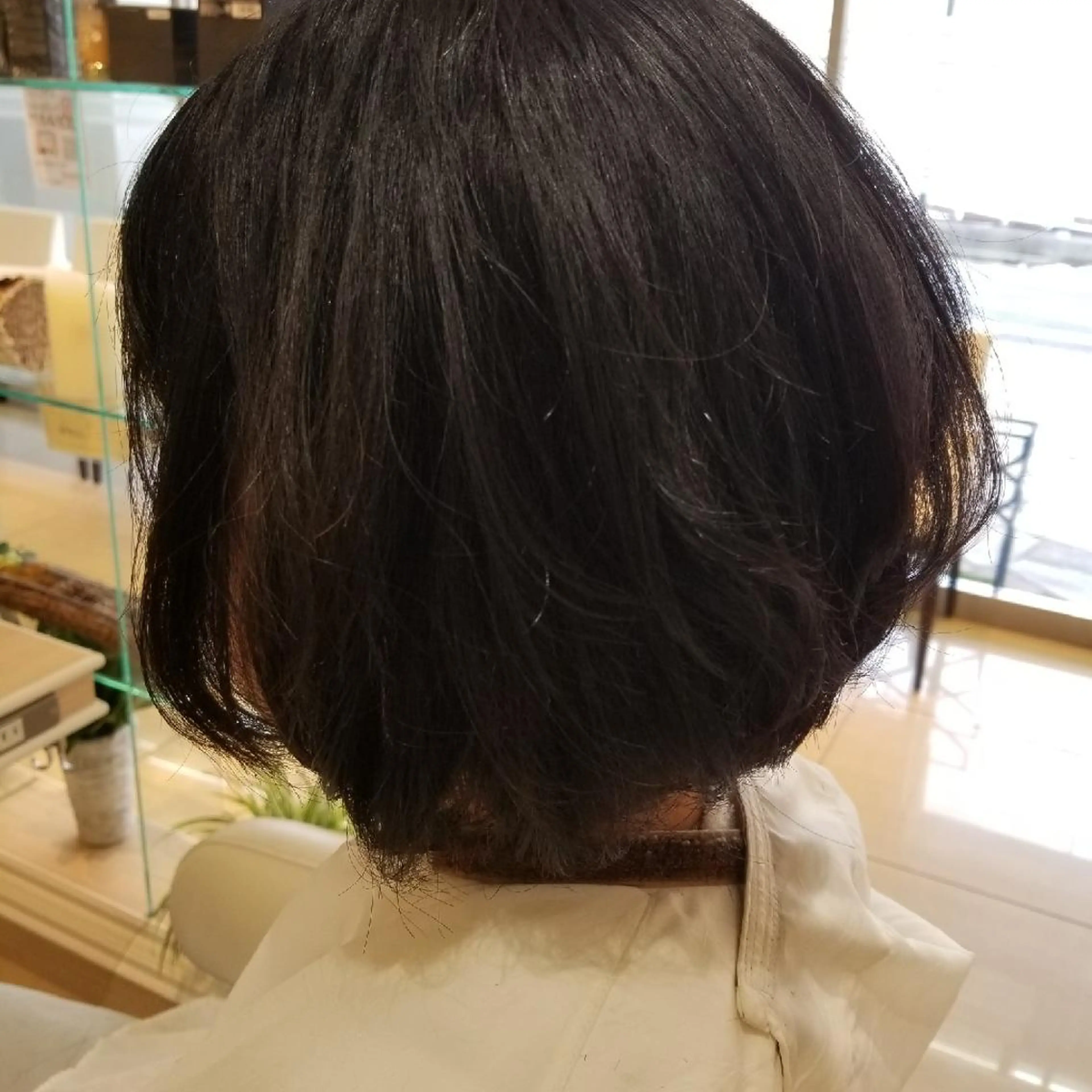 ショート 山内 佐江子のヘアスタイル