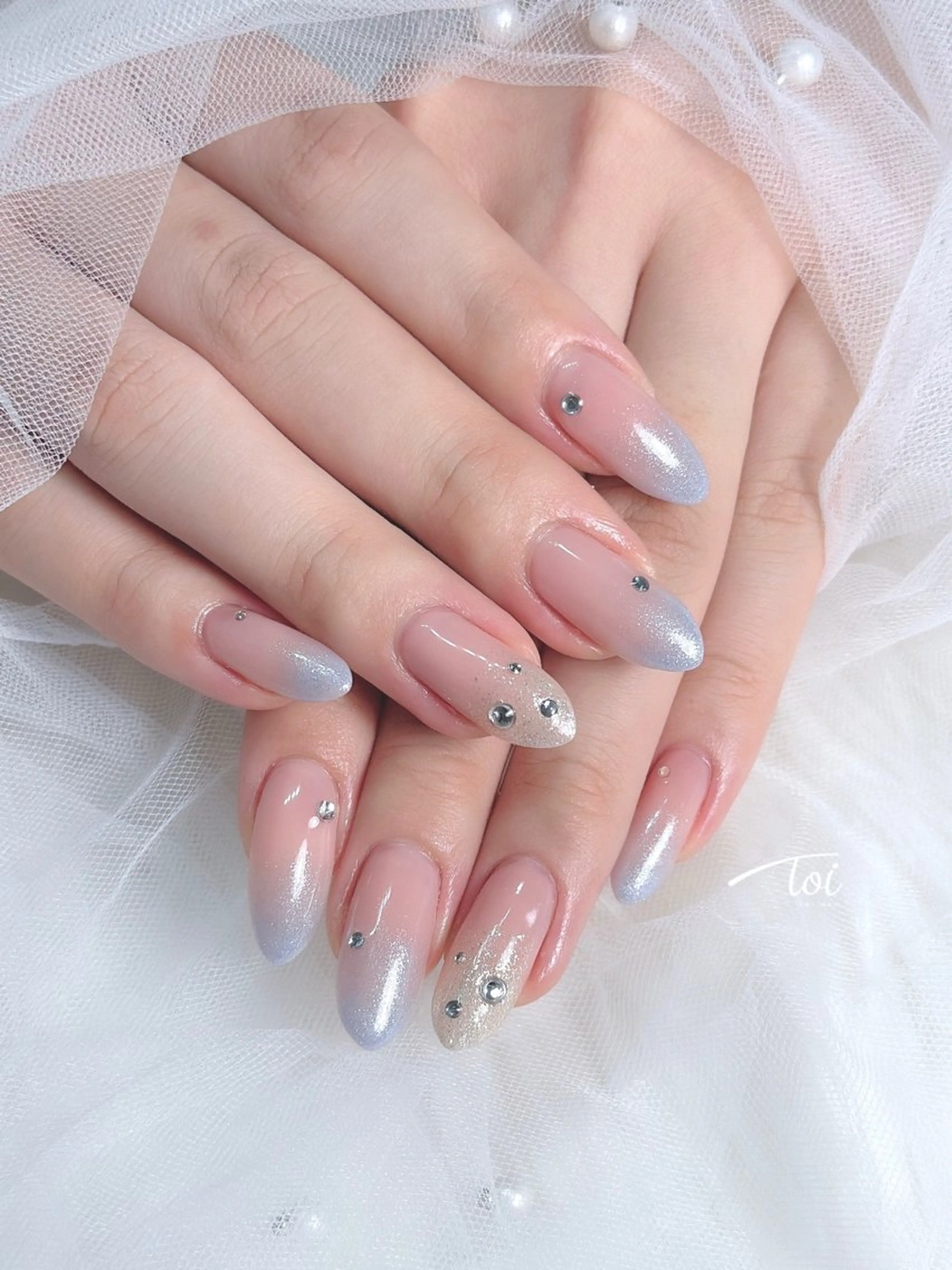 ネイル ストーンネイル ハンドネイル toi nail所属・toi nailのネイルデザイン