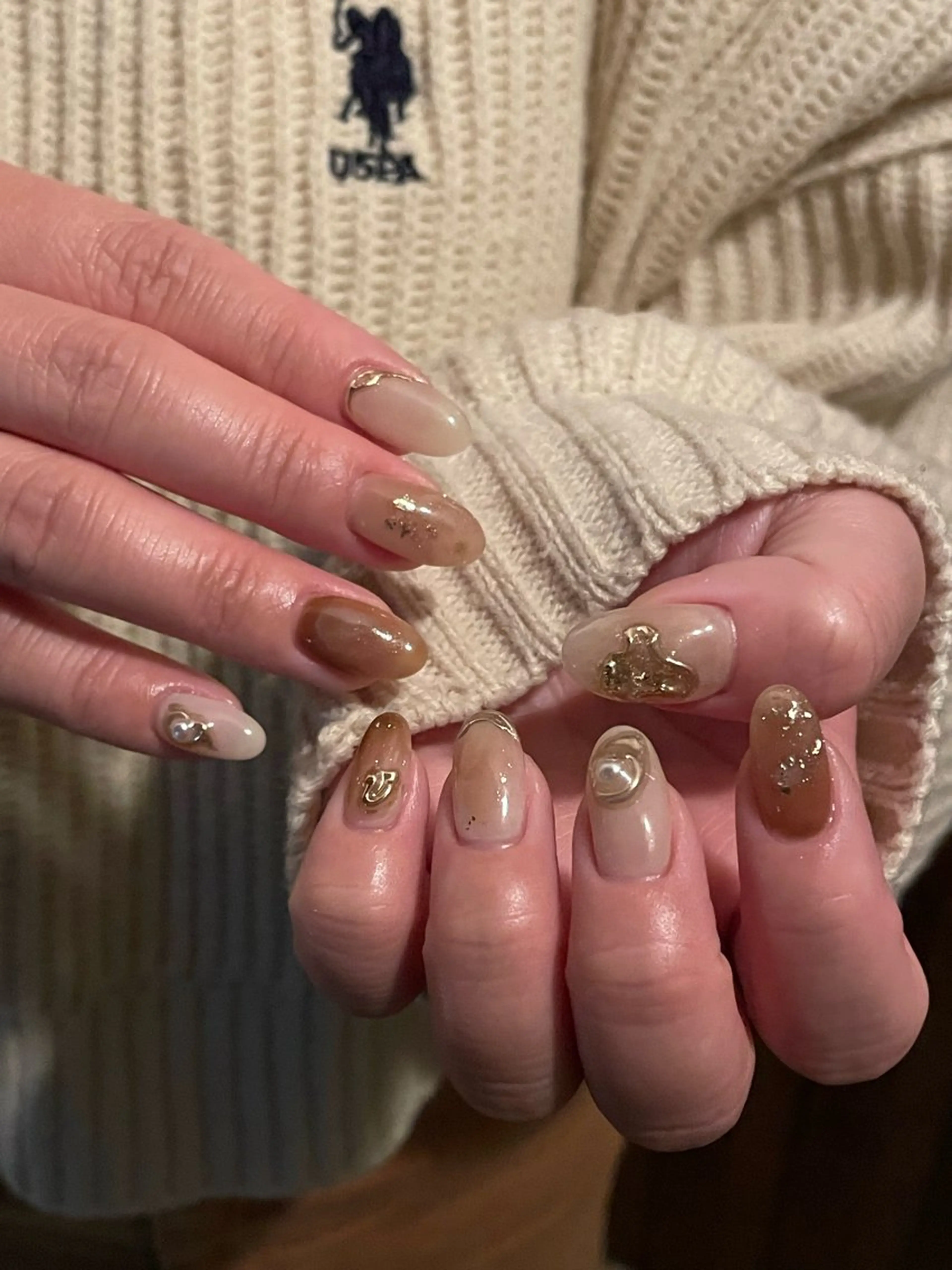 ネイル ブラウン ニュアンスネイル ハンドネイル Elle. RIONのネイルデザイン