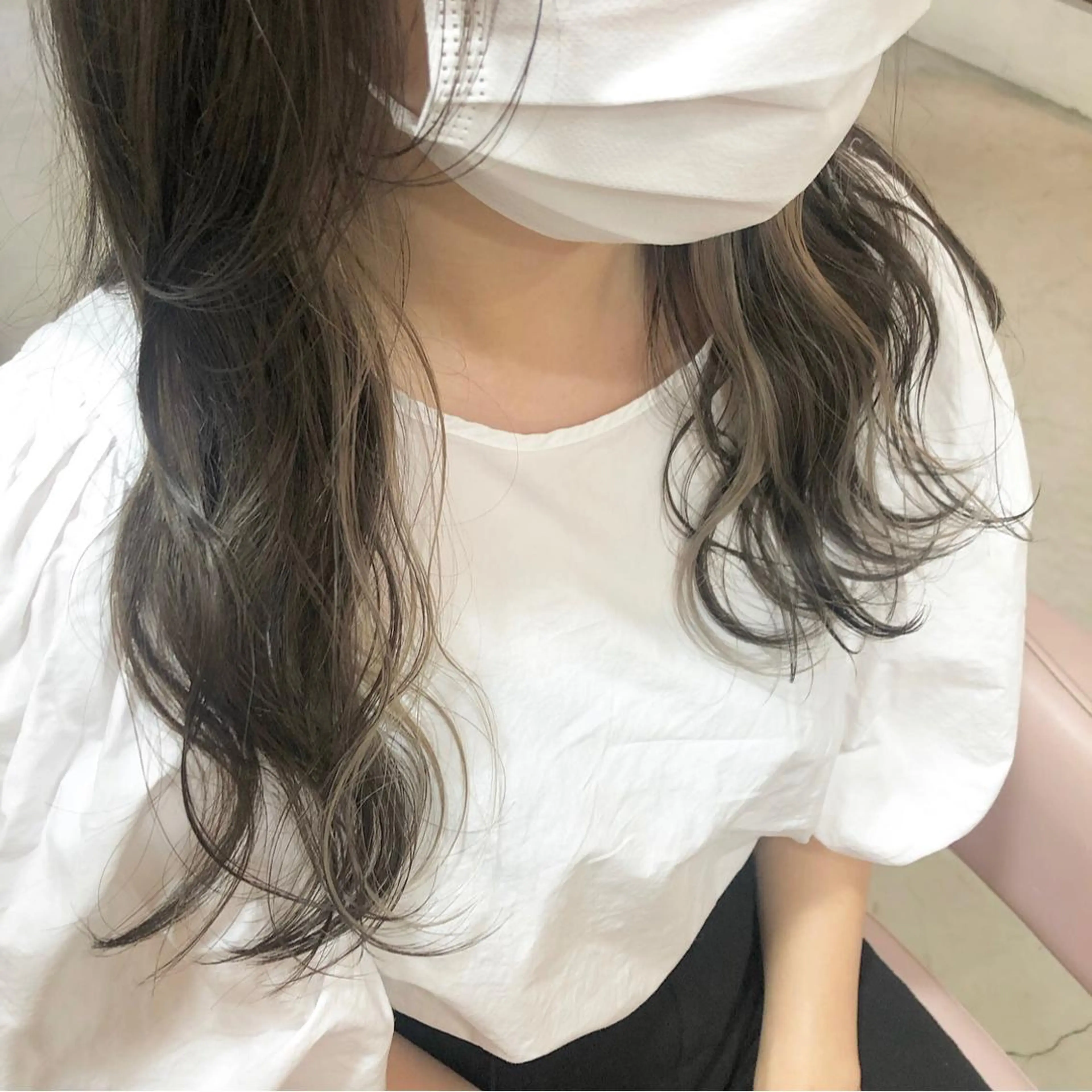 ロング カラー ヘアカラー 小森 樹奈のヘアスタイル
