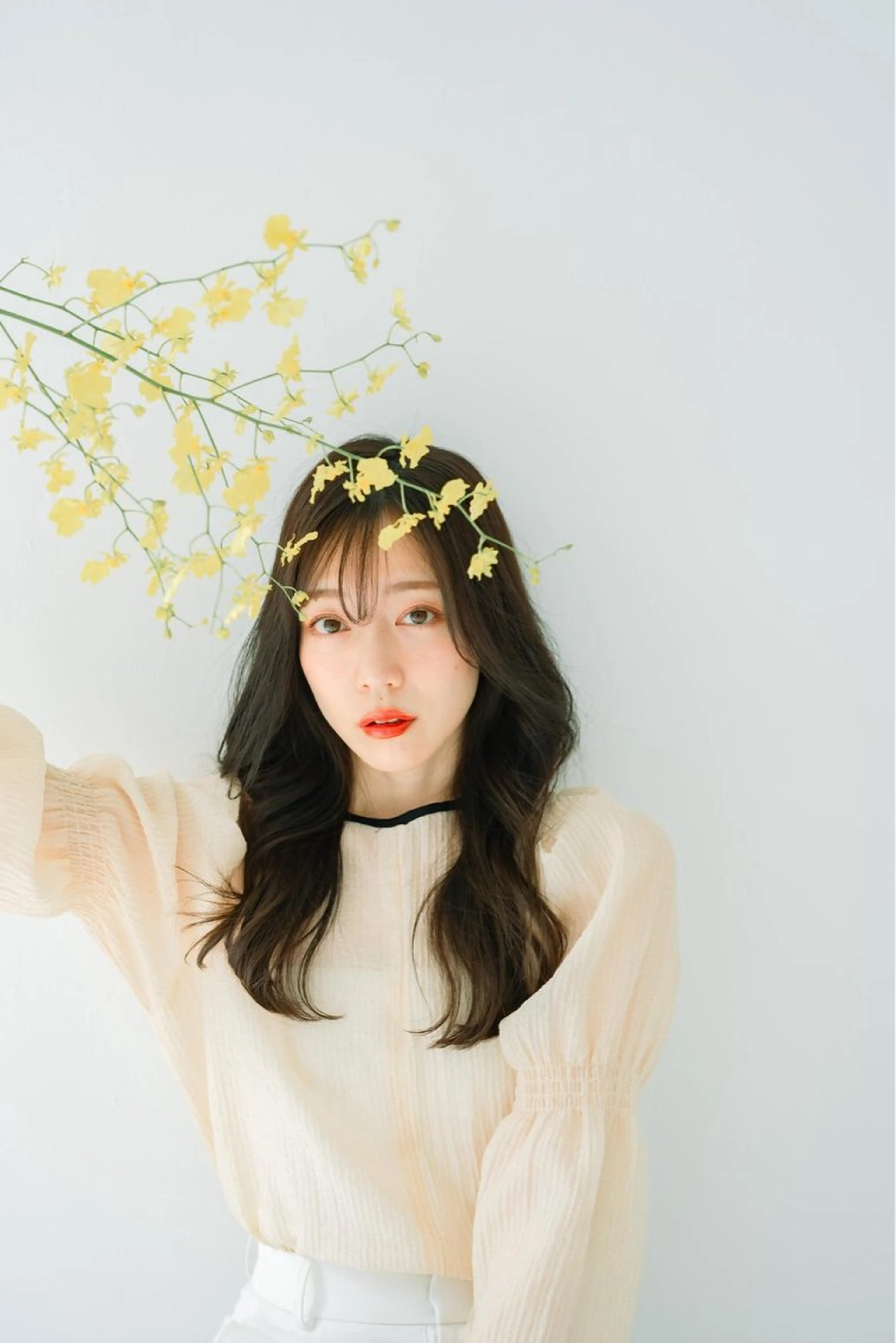 ロング カラー 近藤 若菜のヘアスタイル