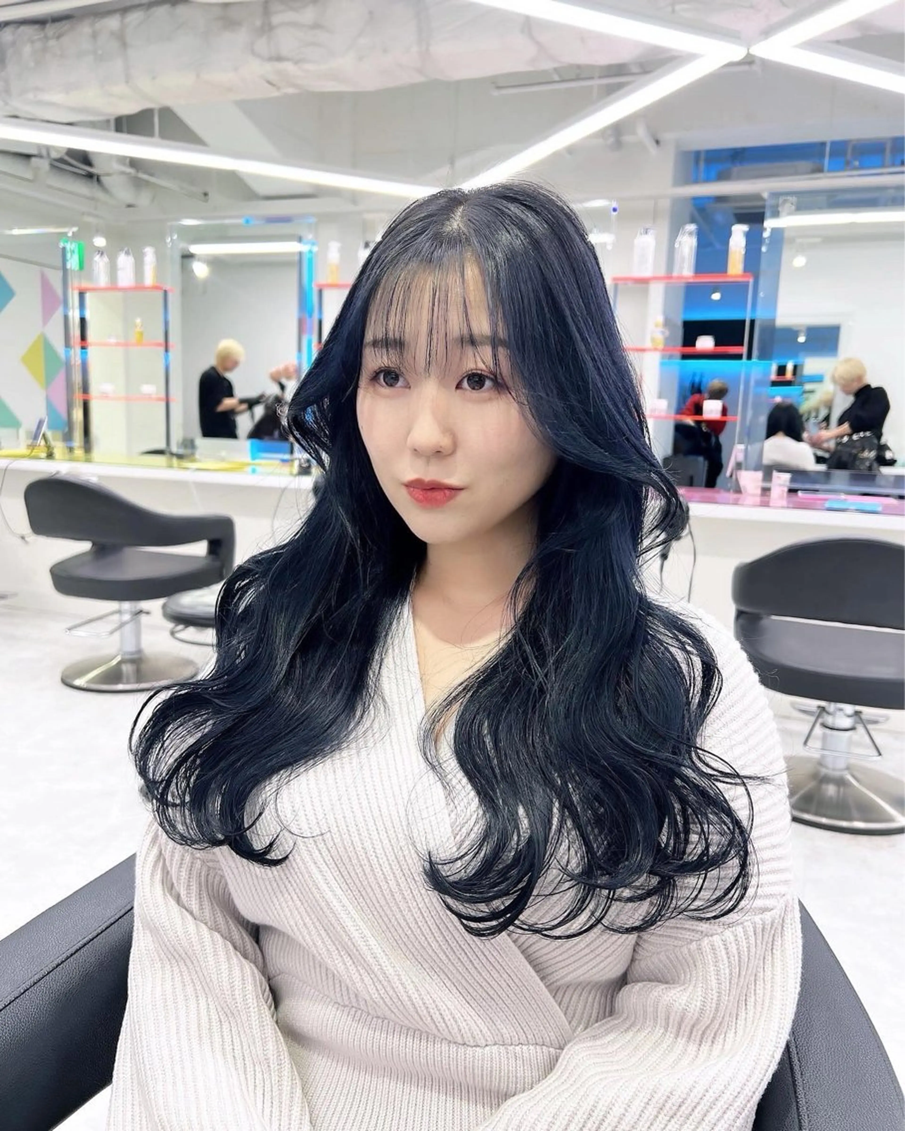 ロング カラー ヘアカラー トリートメント ヘッドスパ ヘアセット 🇨🇳中韓レイヤー 暗髪カラー🇰🇷のヘアスタイル