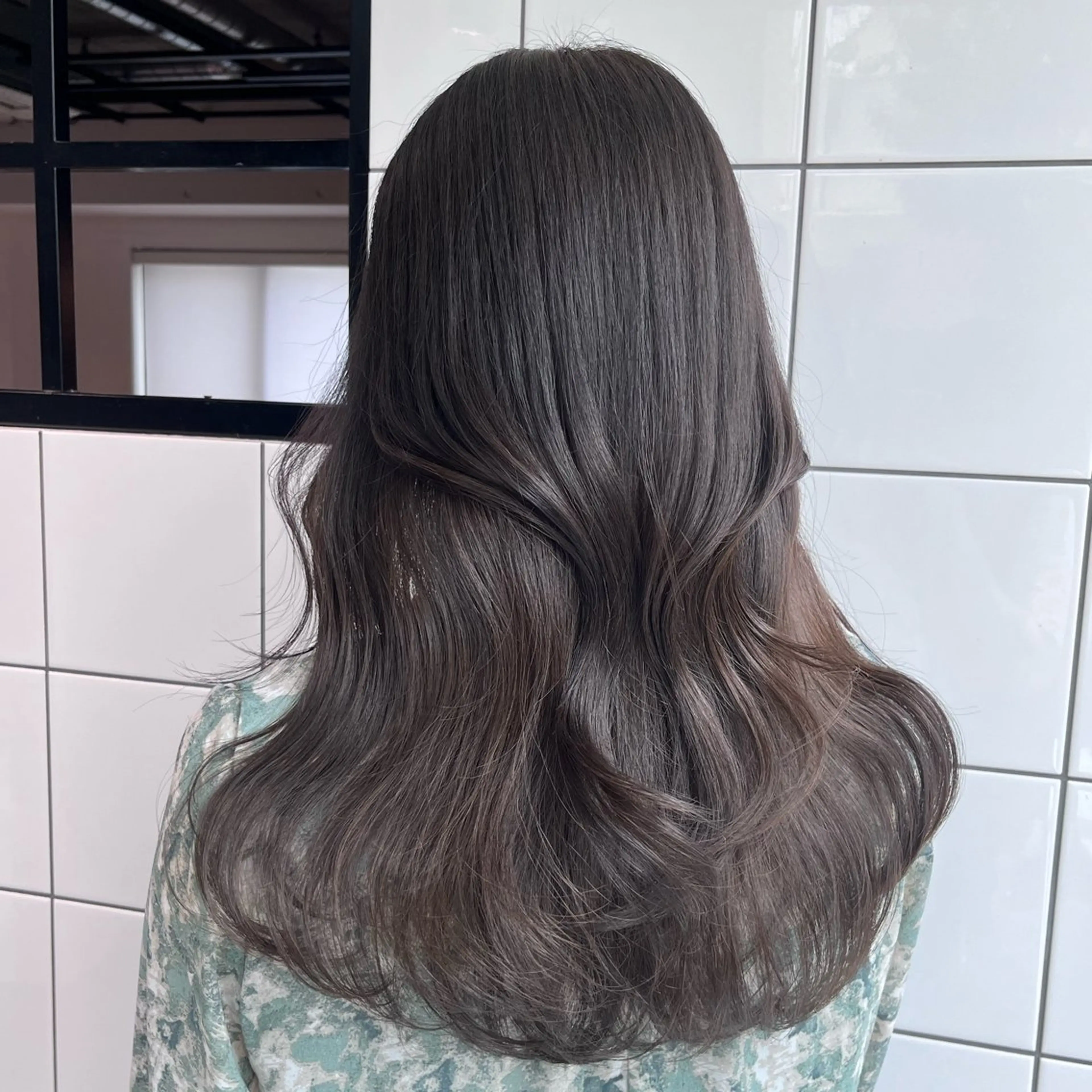 ロング カラー 🤍透明感カラー ×縮毛矯正🤍ゆうのヘアスタイル