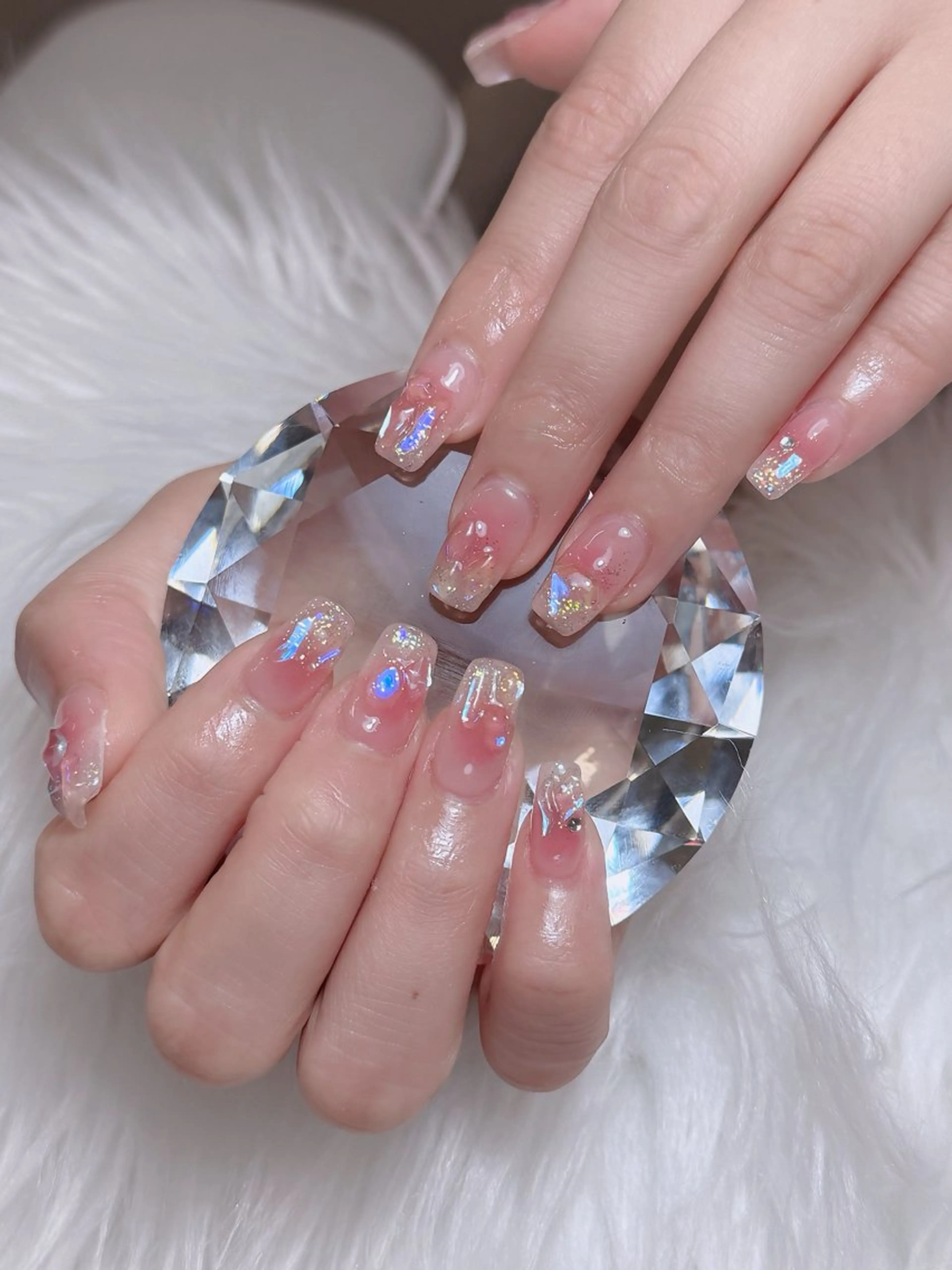 ネイル オーロラネイル チークネイル フットネイル フレンチネイル 韓国ネイル ハンドネイル Lumi Nail 新大久保3‘のネイルデザイン
