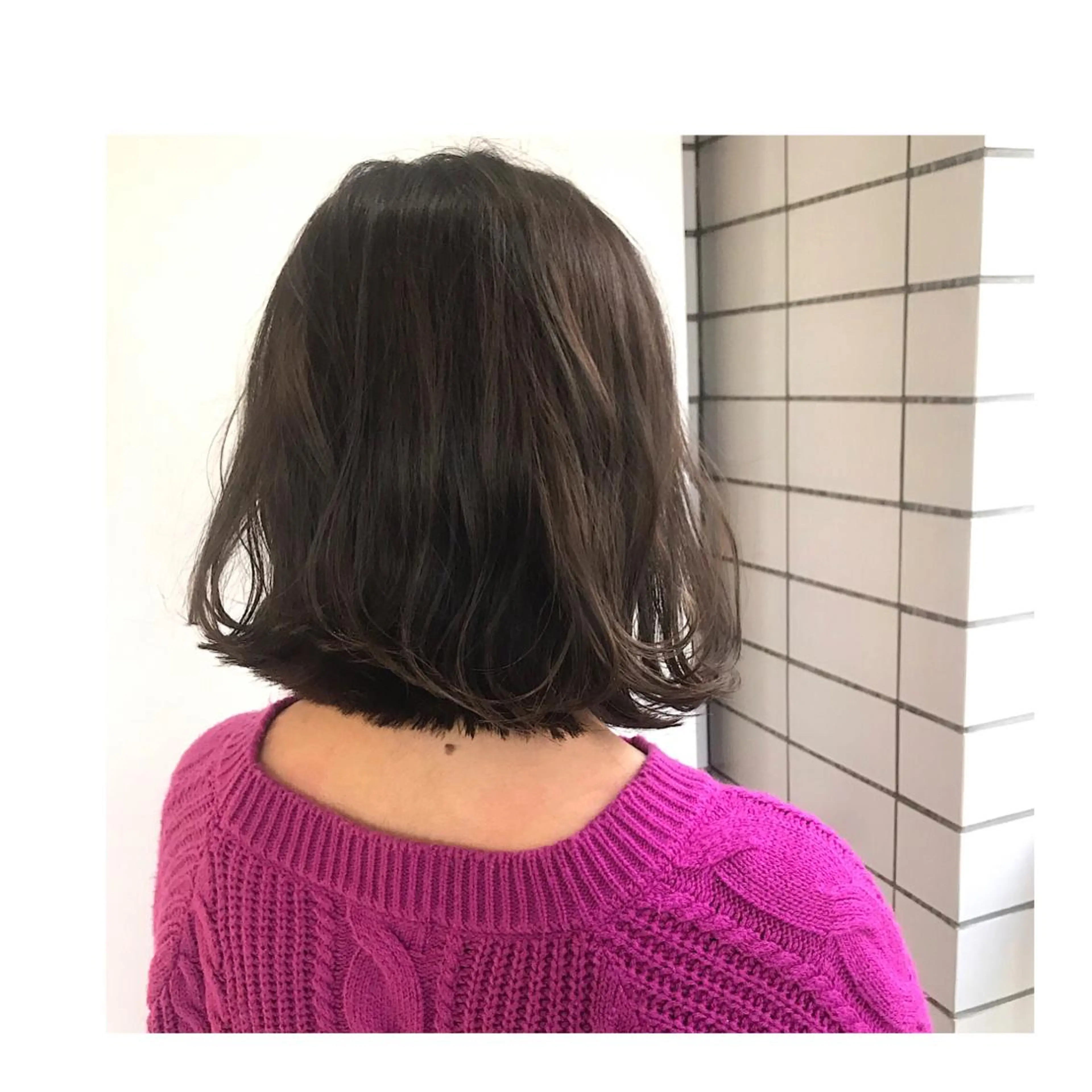 ミディアム 30代からの大人 ショートのヘアスタイル