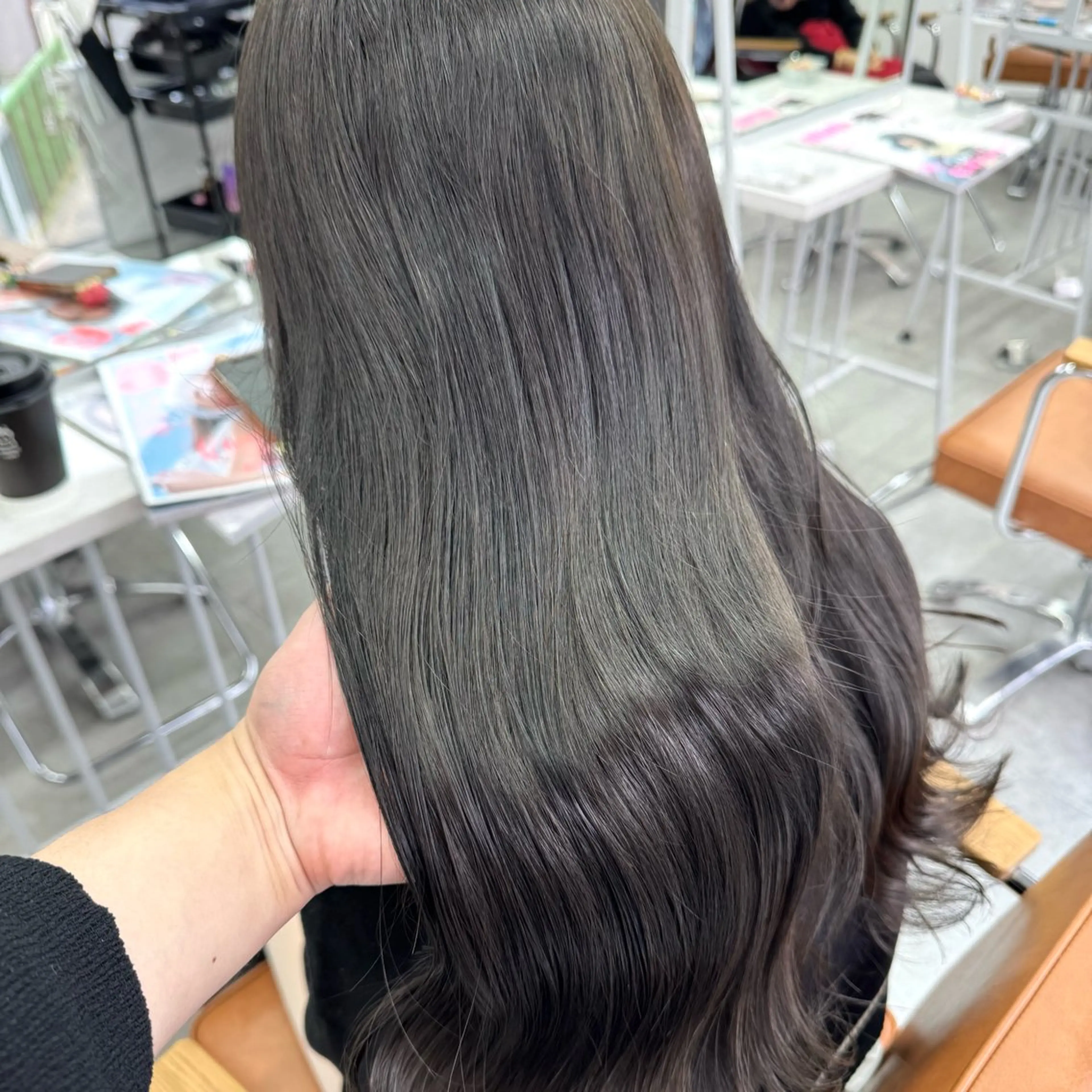 ロング カラー ヘアアレンジ ヘアカラー ブリーチなしカラー /ベージュ/安形翔のヘアスタイル