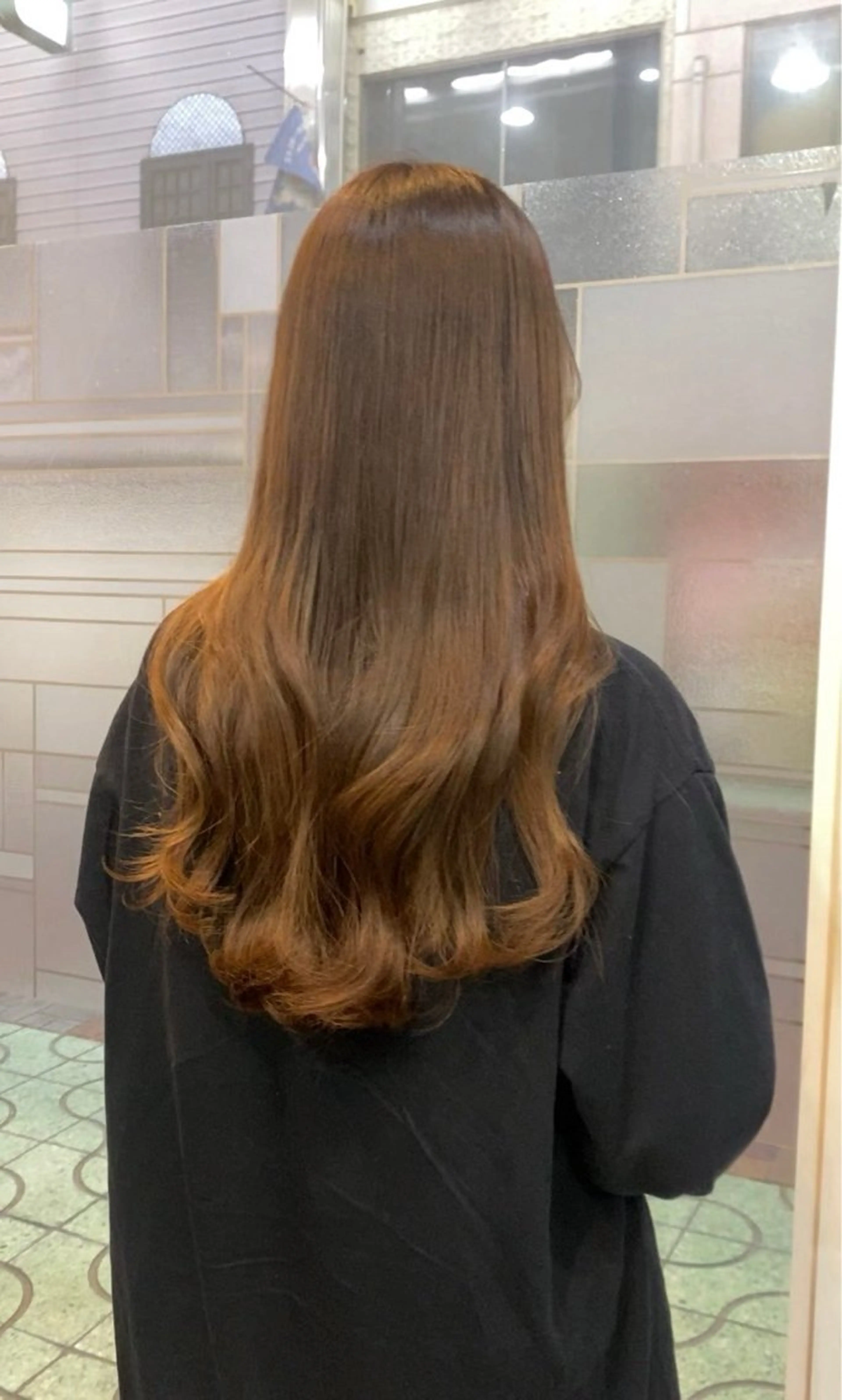 ロング カラー 生尾 虹水のヘアスタイル