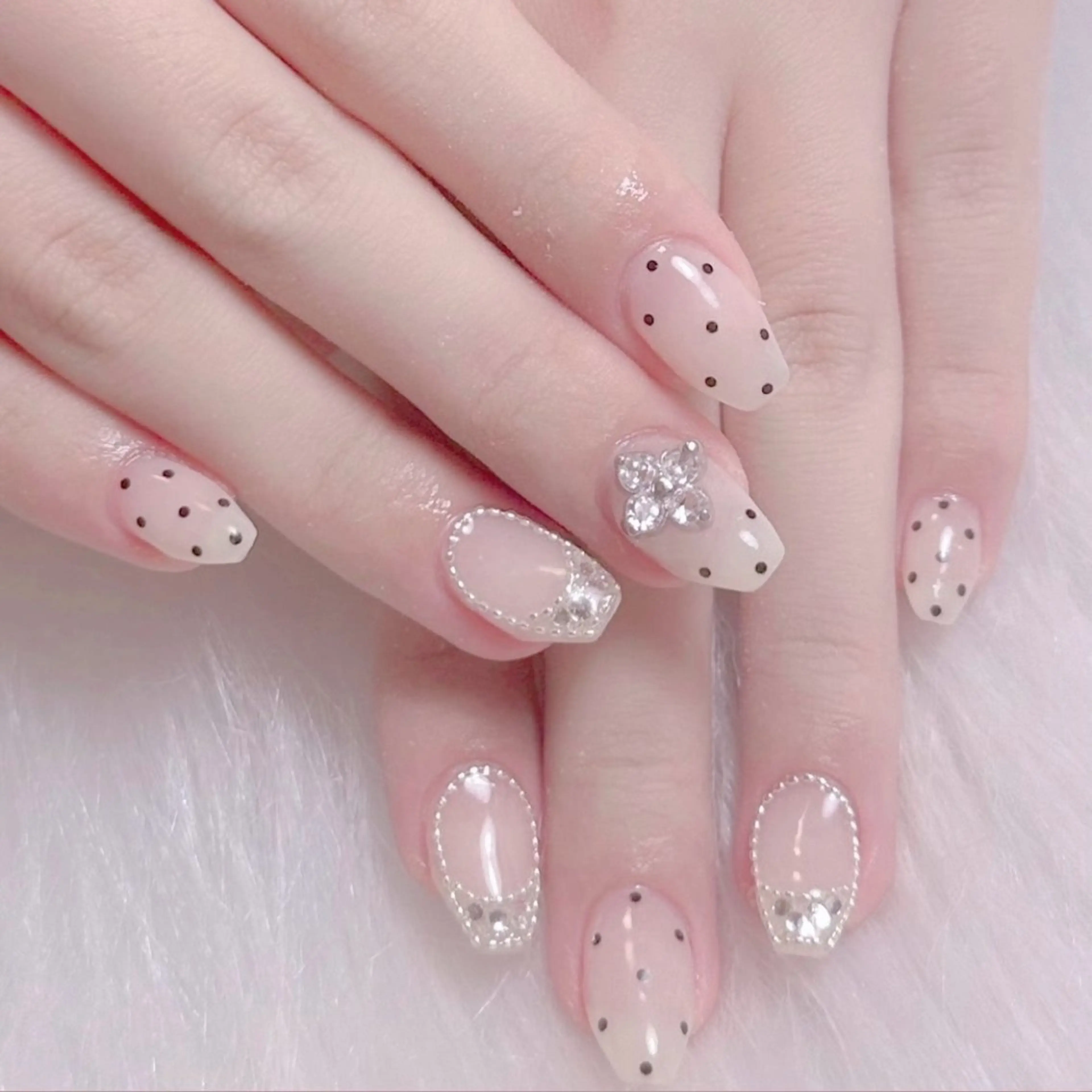 ネイル ハンドネイル Mari 🎀六月移転のネイルデザイン