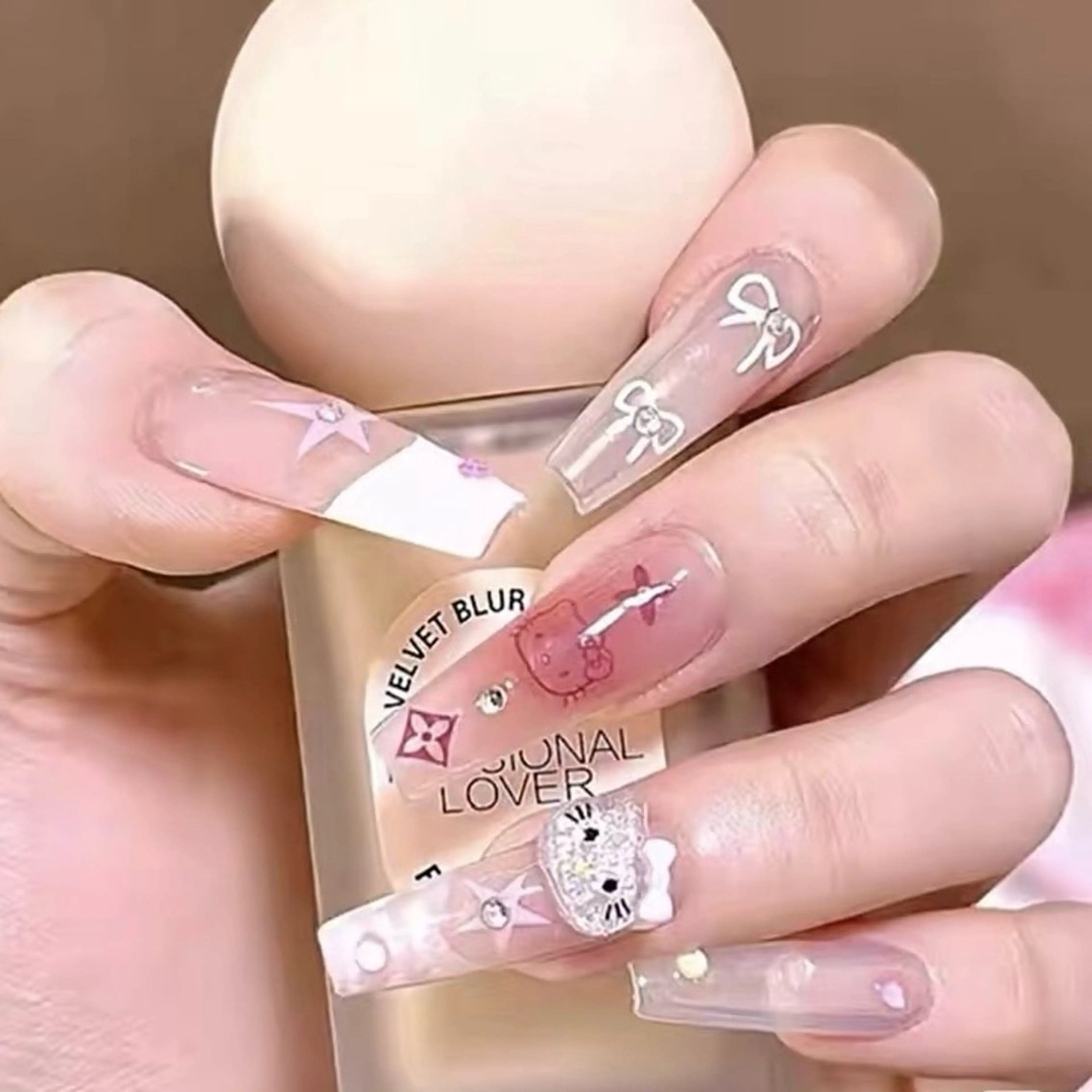 ネイル 成人式 ジェルネイル ネイルチップ ハンドネイル Momoa nail salon所属・MoMoA Nail ネイル長さ出し専門店のネイルデザイン