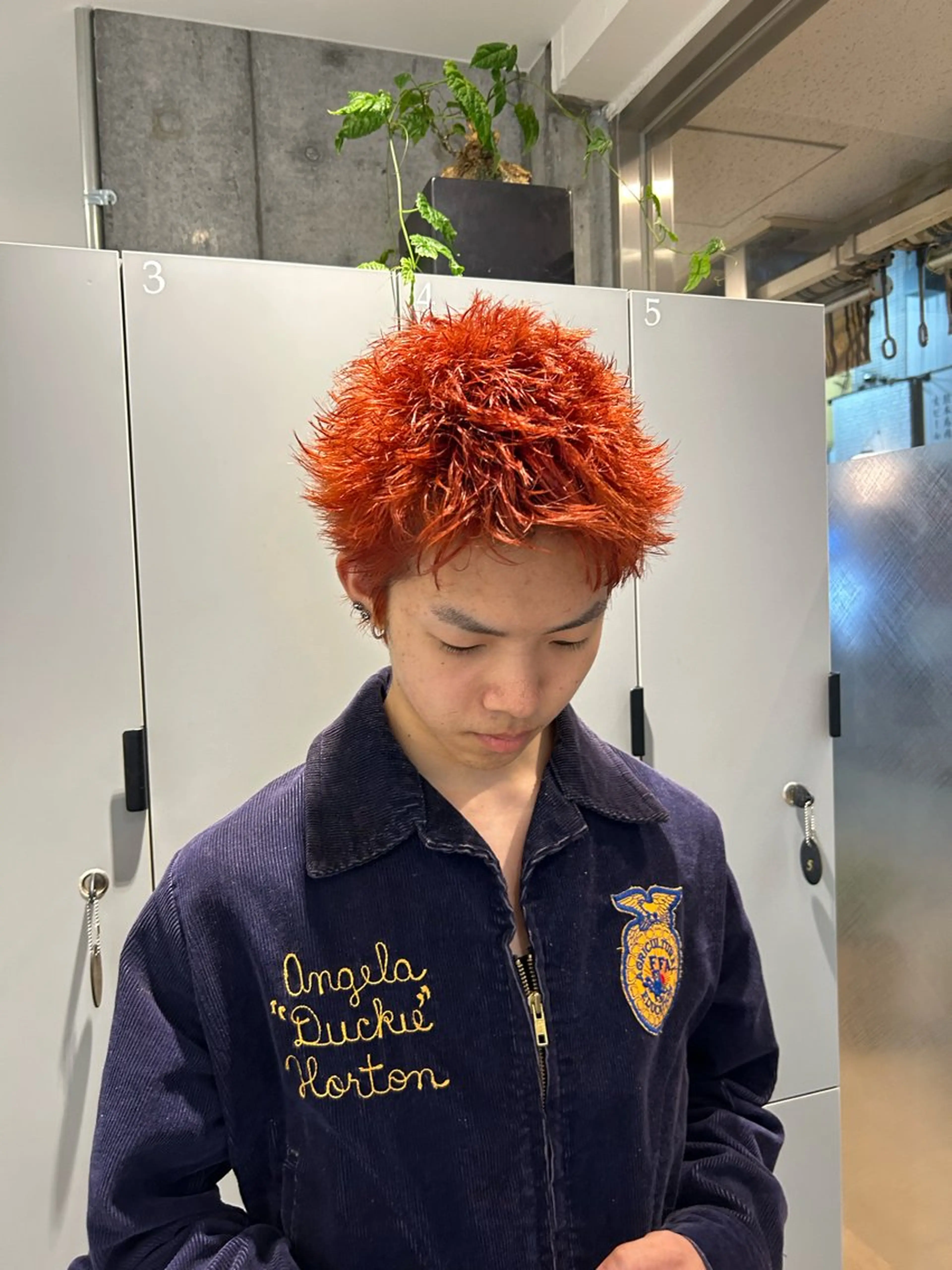 ショート カラー メンズ カット ヘアカラー パーマが得意です💥 ハユカといいます❗️のヘアスタイル