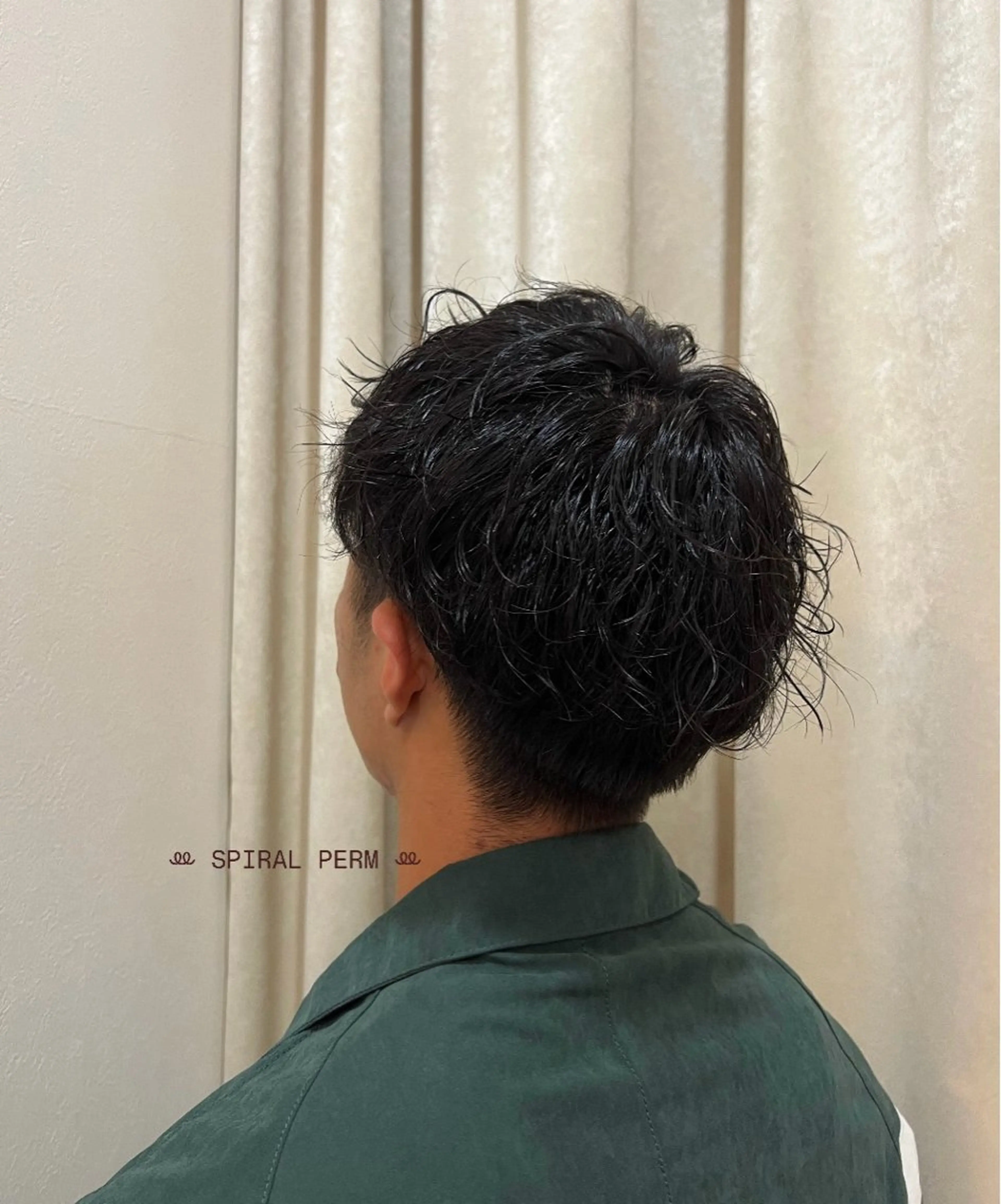 ショート パーマ メンズ メンズパーマ カット パーマ 友田 未来のヘアスタイル