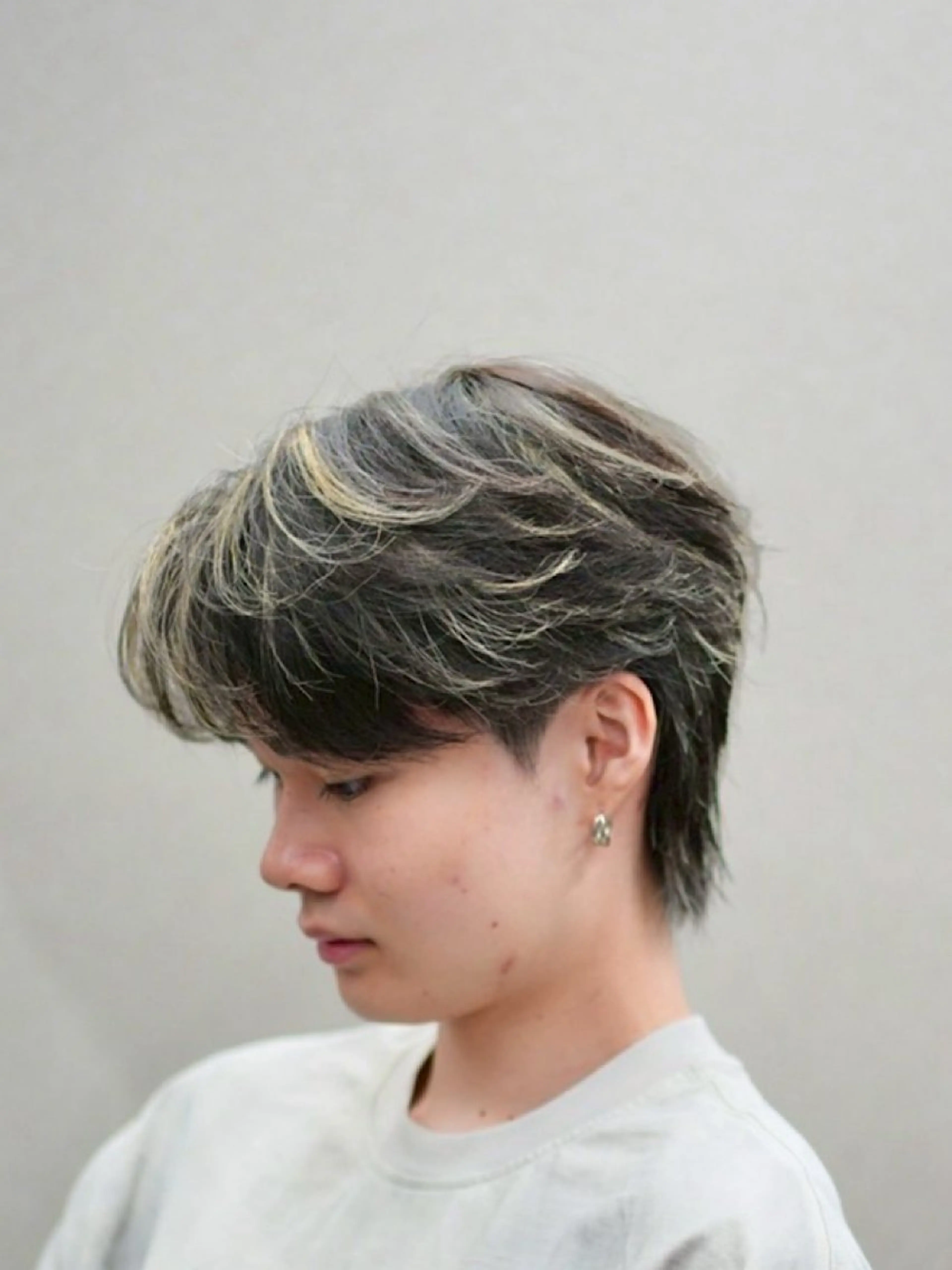 ショート パーマ メンズ フェードカット メンズハイライト メンズメッシュ メンズパーマ スペインカール SLASHメンズ専門 山口孔聖のヘアスタイル