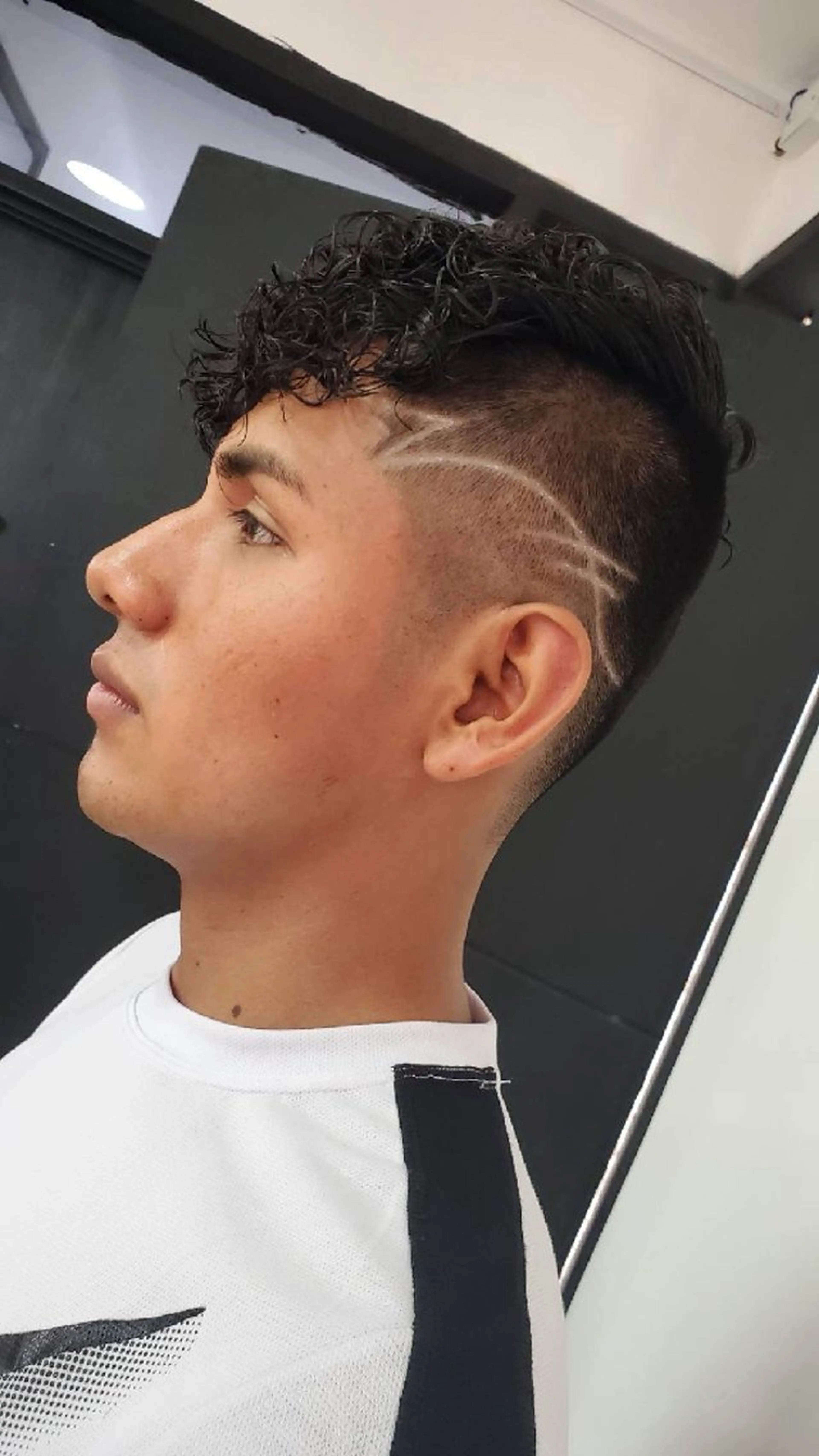 ショート メンズ  渡辺 マリのヘアスタイル