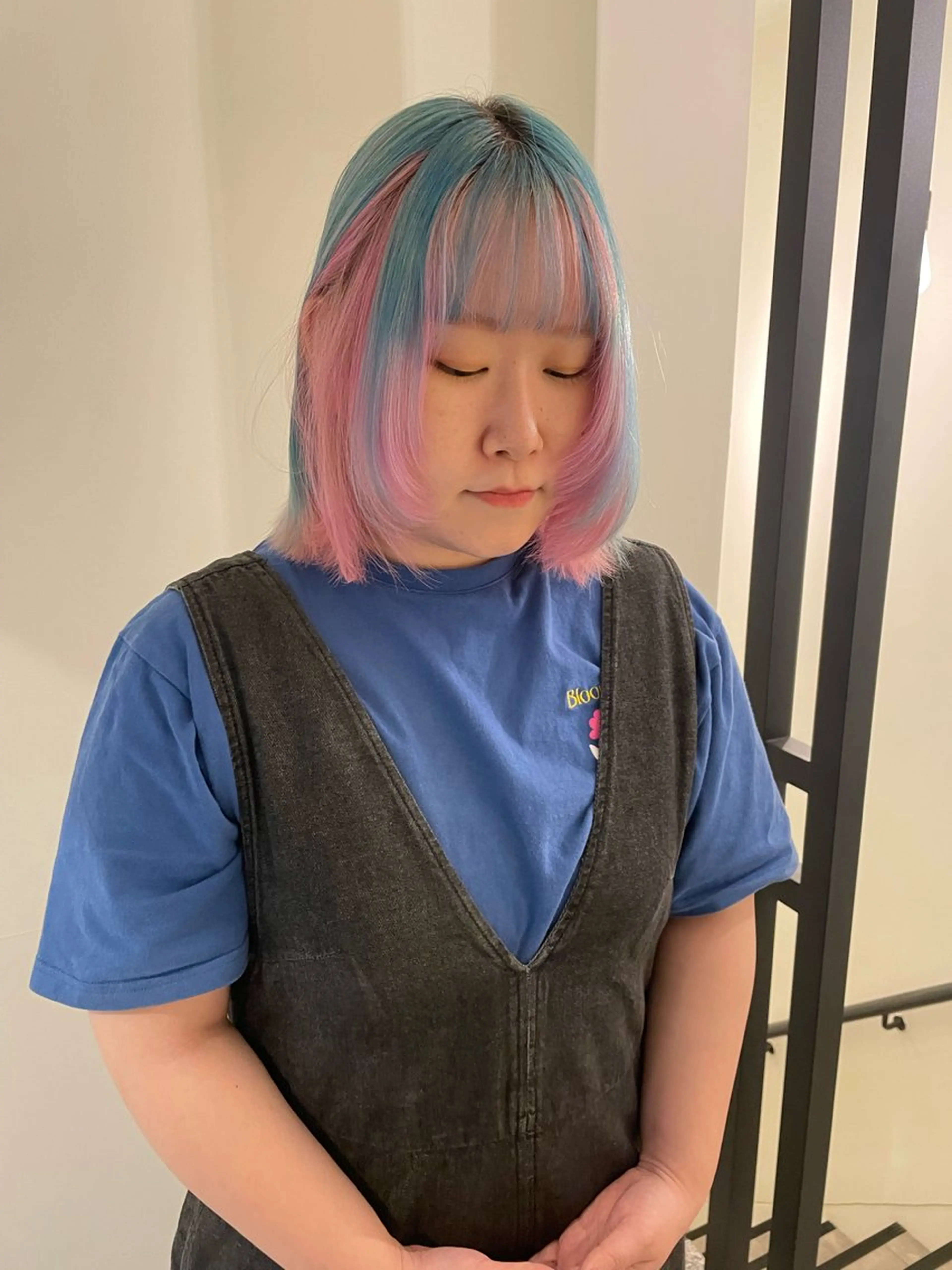 ミディアム カラー デザインカラー ヘアカラー 渋谷 留菜のヘアスタイル