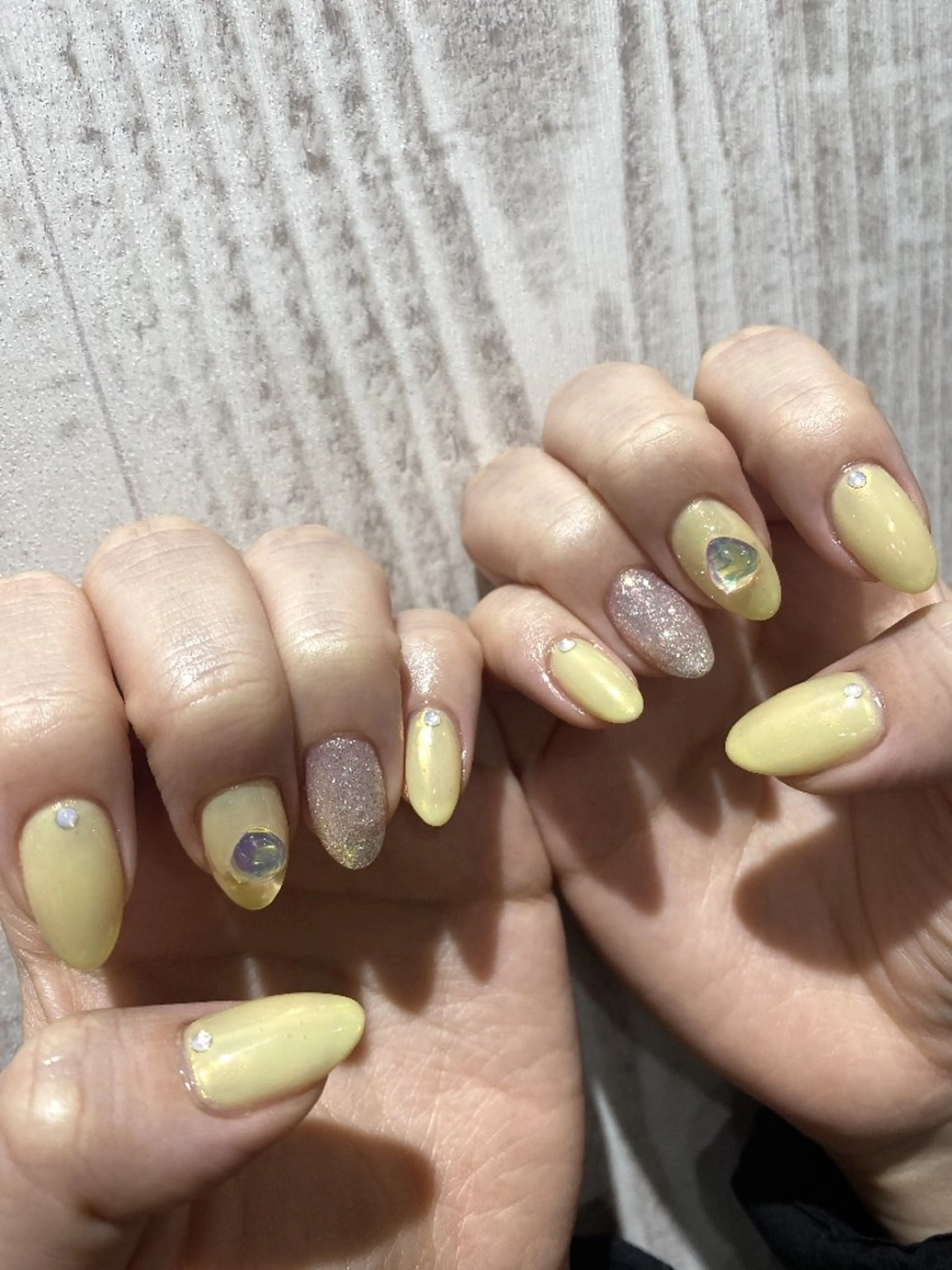 ネイル 春ネイル 5日16時マグネット 4980円❣️のネイルデザイン