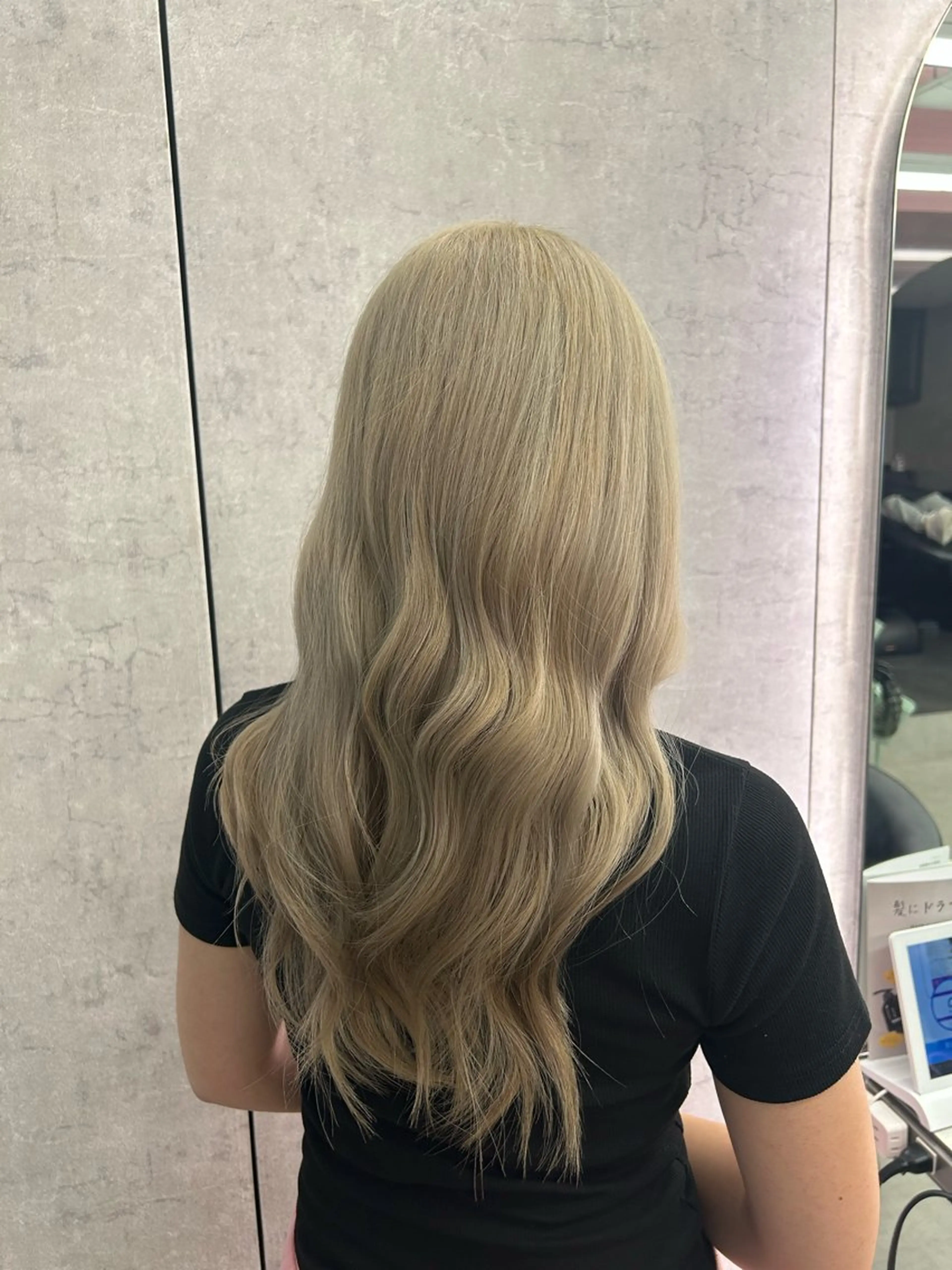 セミロング ヘアカラー トリートメント 髪質改善 山口蒼太のヘアスタイル