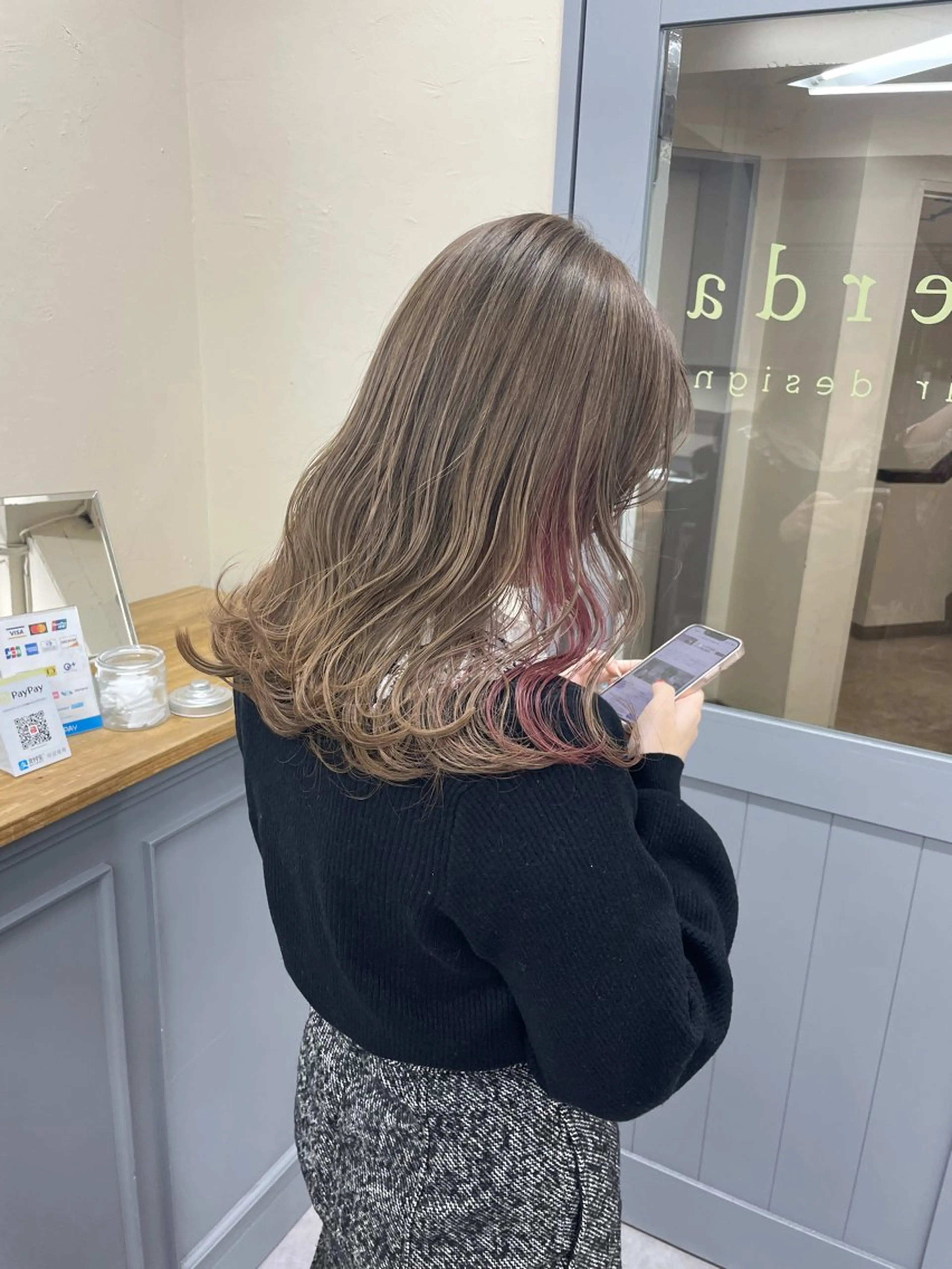 セミロング カラー ヘアカラー 🌸柔らかハイトーン 🧃Shionのヘアスタイル