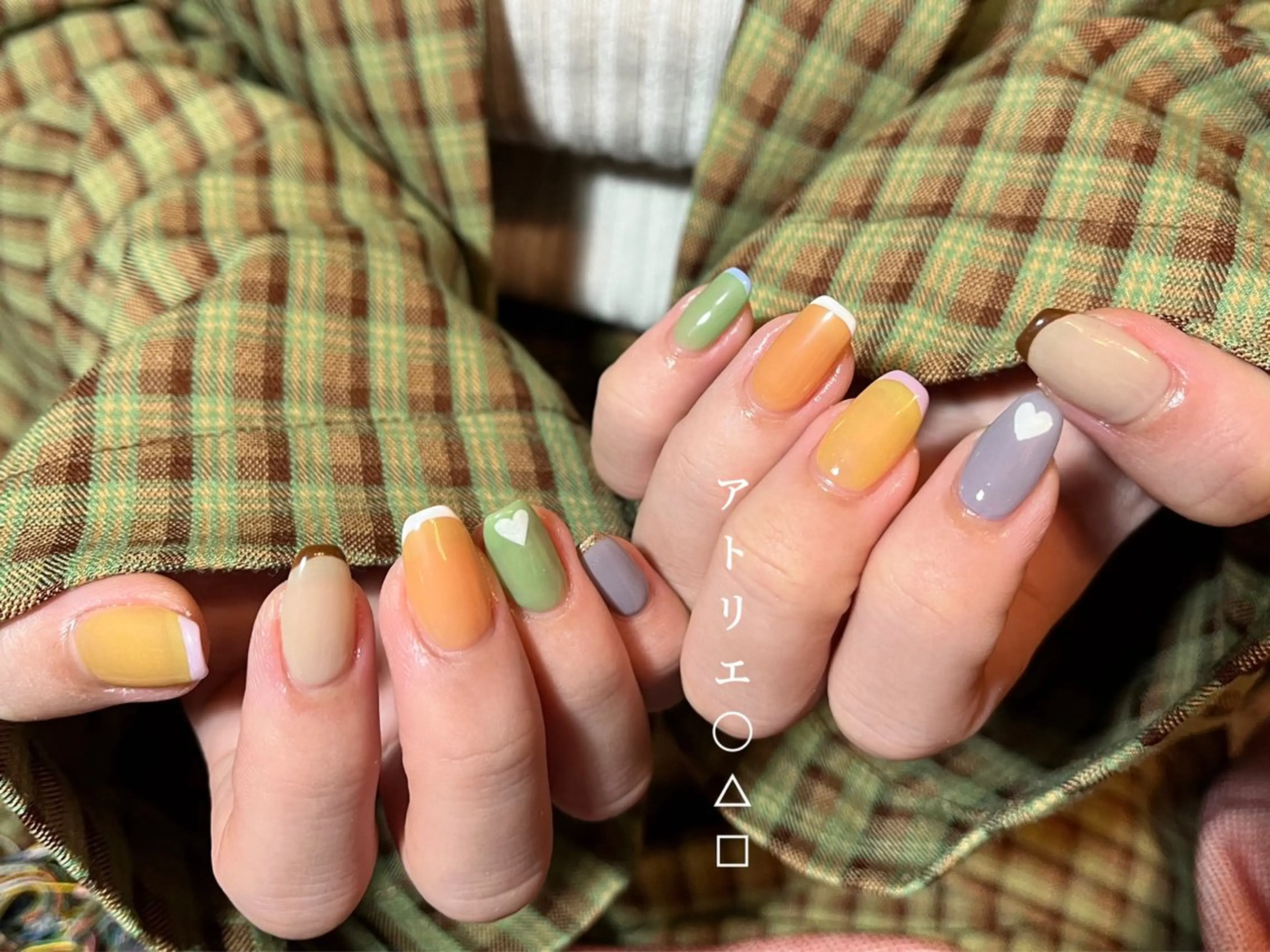 ネイル ハンドネイル アトリエ ○△□のネイルデザイン
