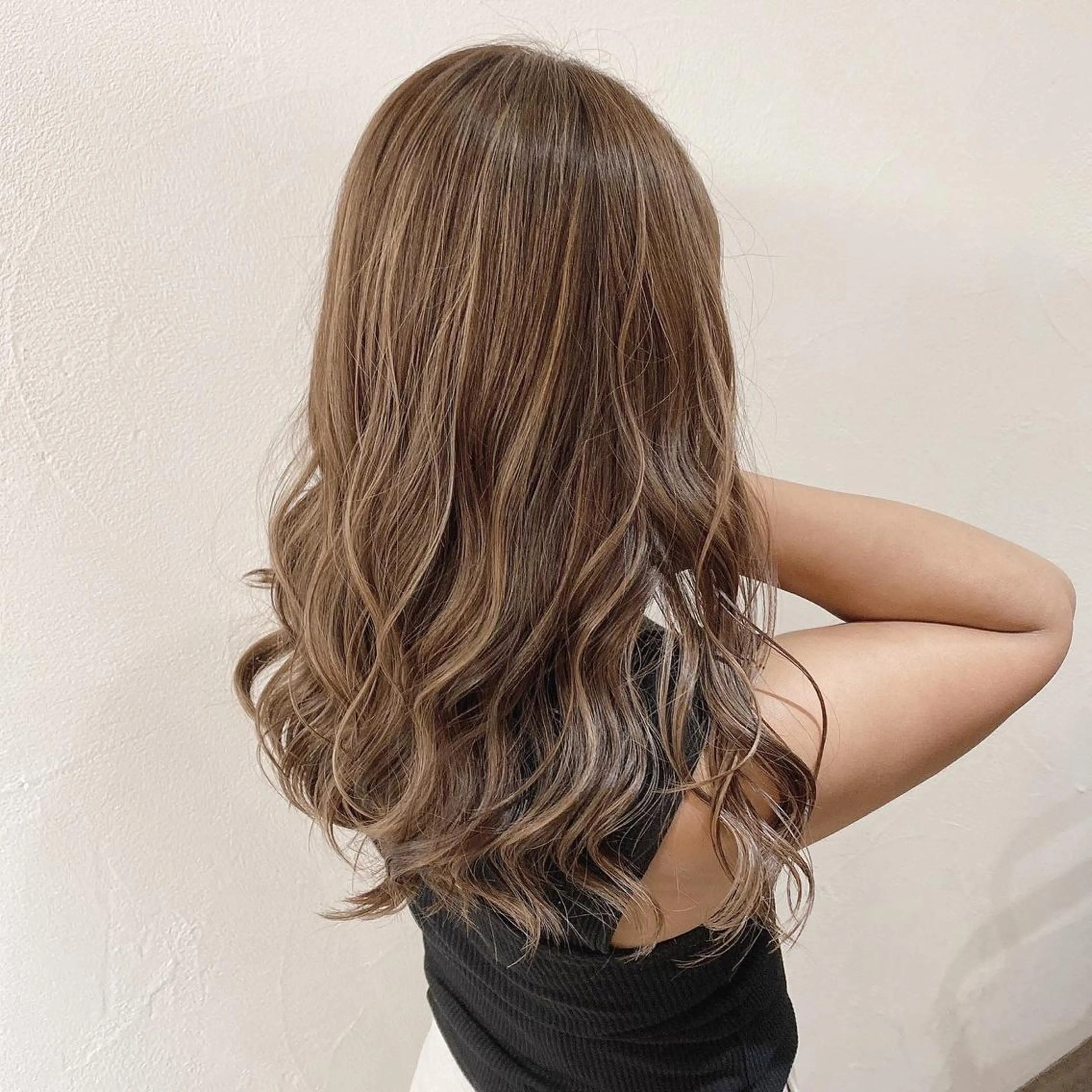 セミロング カラー ベージュカラー カット ヘアカラー ハイライト／髪質改善 裕樹のヘアスタイル