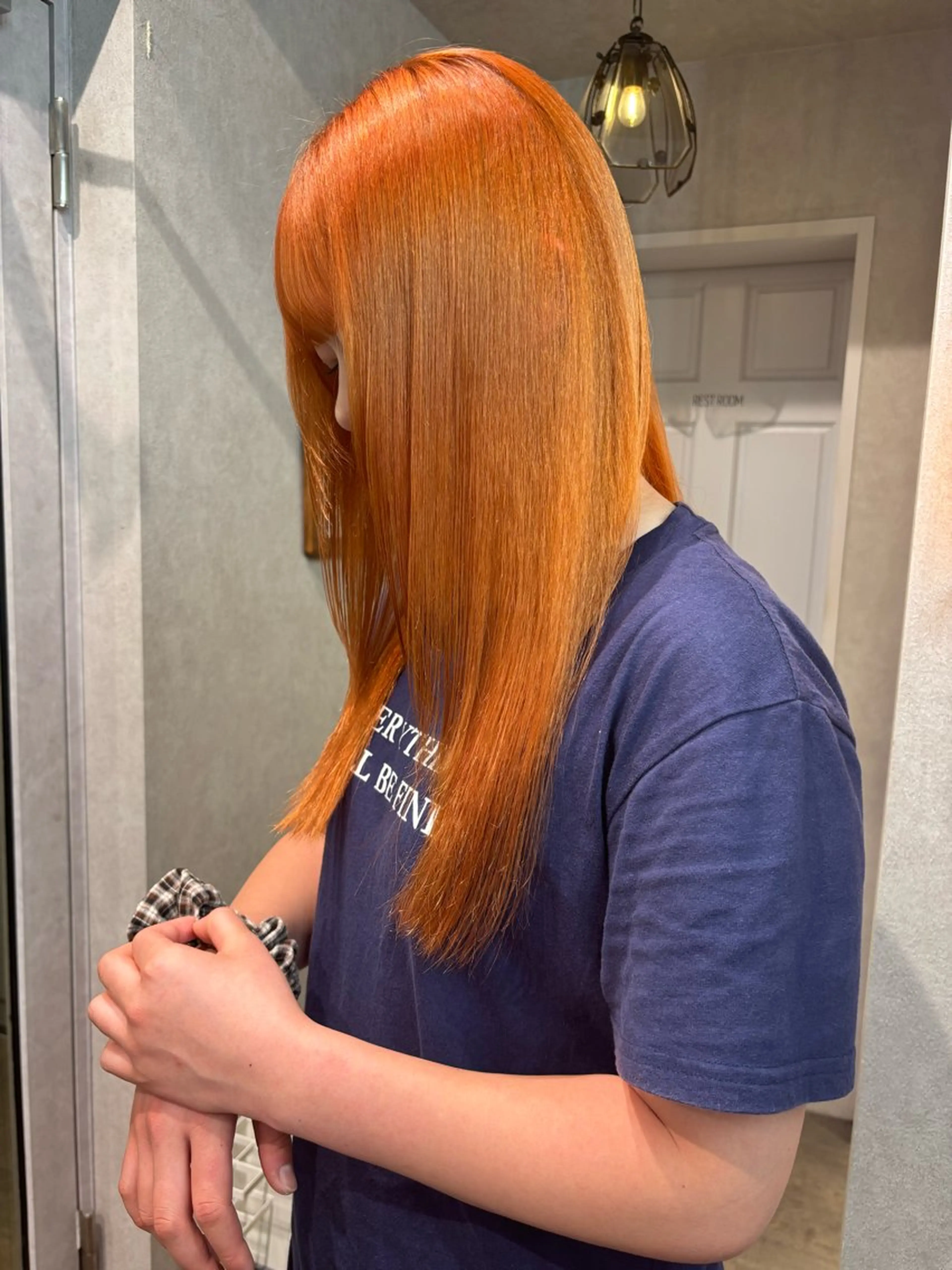 ロング カラー ヘアアレンジ 切りっぱなしボブ ブリーチ ダブルカラー イヤリングカラー ハイライトカラー ヘアカラー 🩵 iona 🩵のヘアスタイル