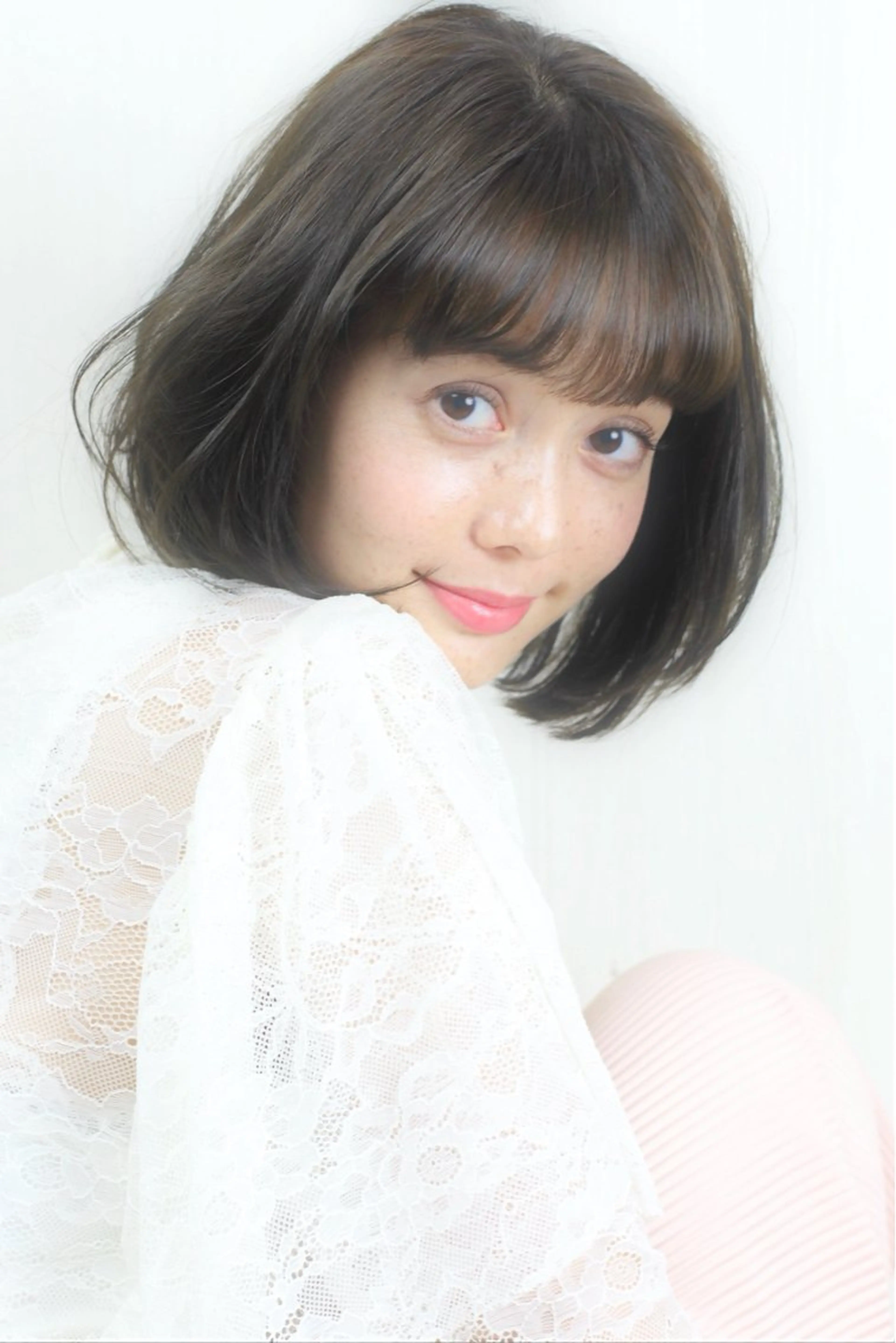 ショート ハイライト 髪質改善 縮毛矯正 トリートメント 酸性ストレート 山村 伸一のヘアスタイル