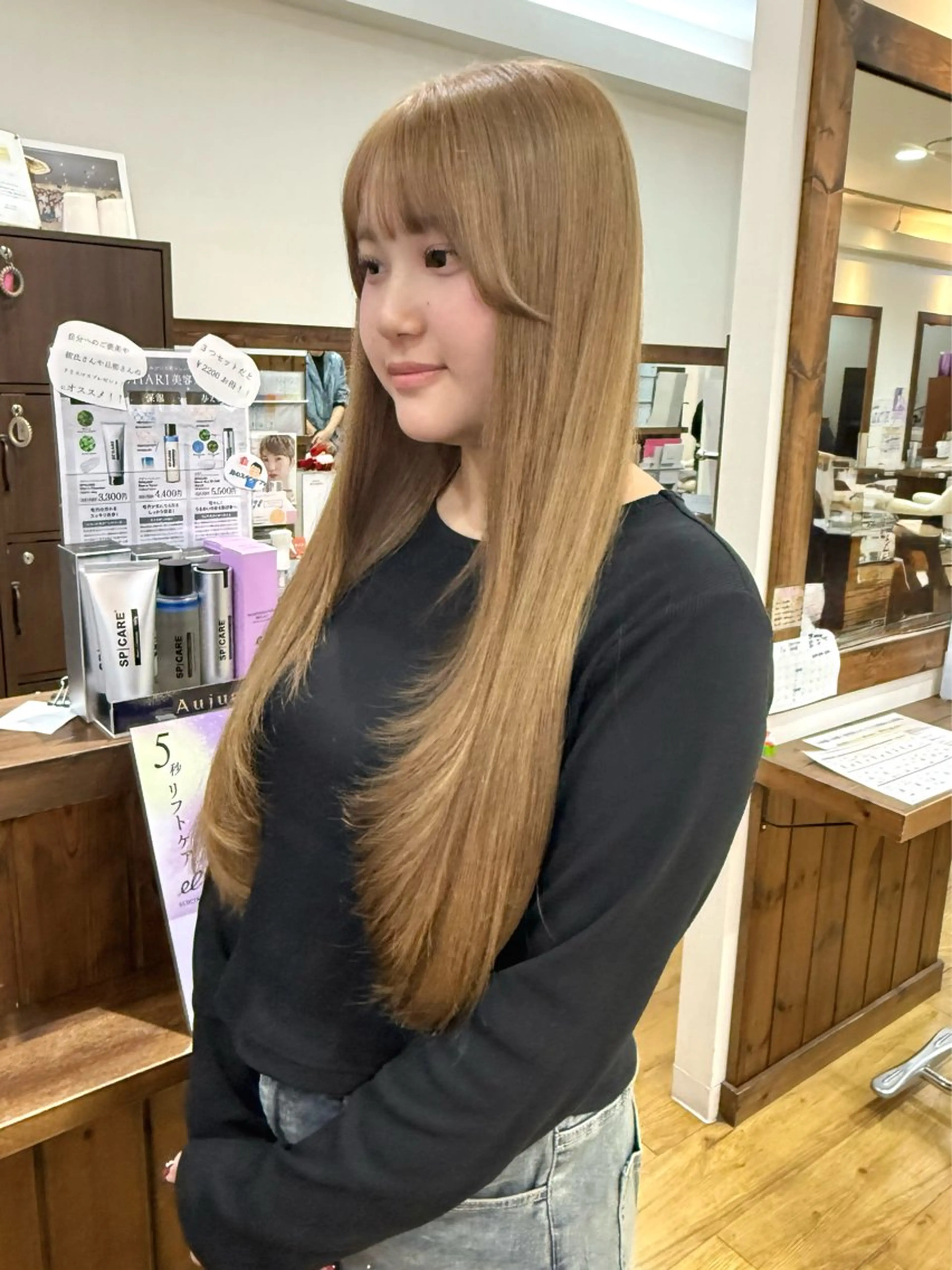 ロング カラー ヘアアレンジ ベージュカラー ブリーチ ブラウンカラー ブラウンベージュ ヘアカラー 💖メンズモデル 募集 晴香💖のヘアスタイル