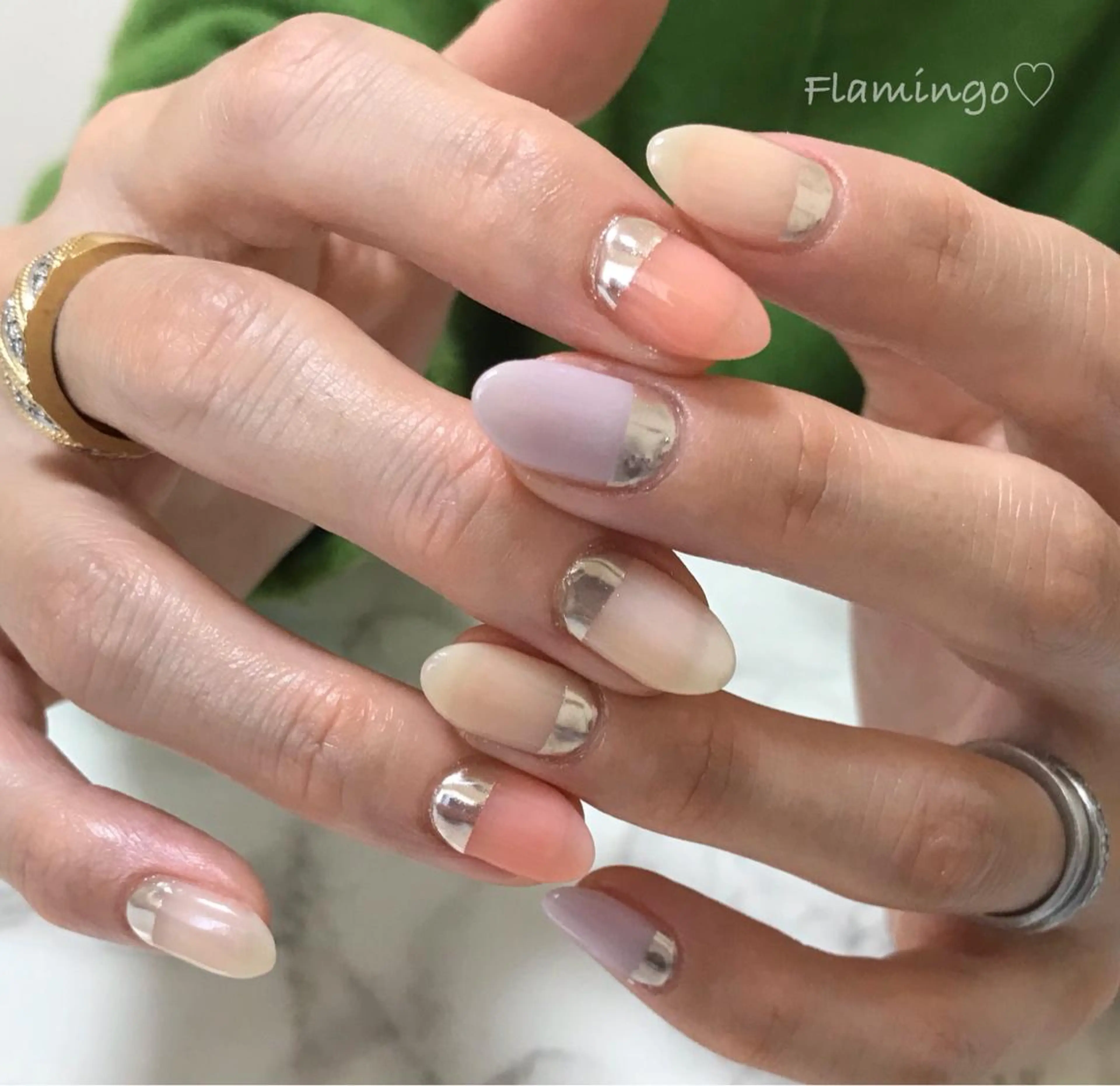 ネイル ミラーネイル シンプルネイル 春ネイル 夏ネイル シンプル／上品／爪育 ☺︎Flamingoのネイルデザイン