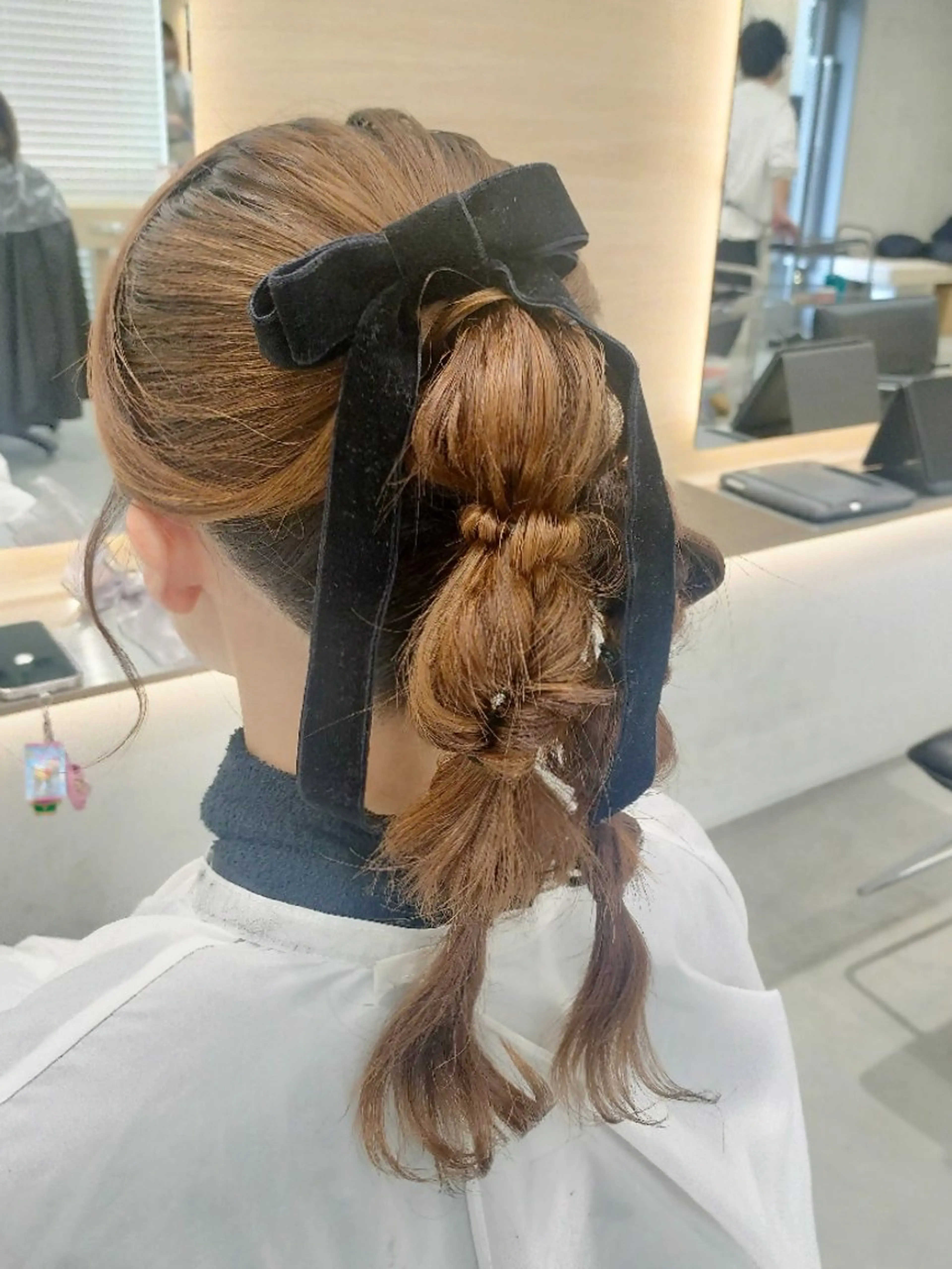 ミディアム ヘアアレンジ ポニーテール ほんま ひろみのヘアスタイル