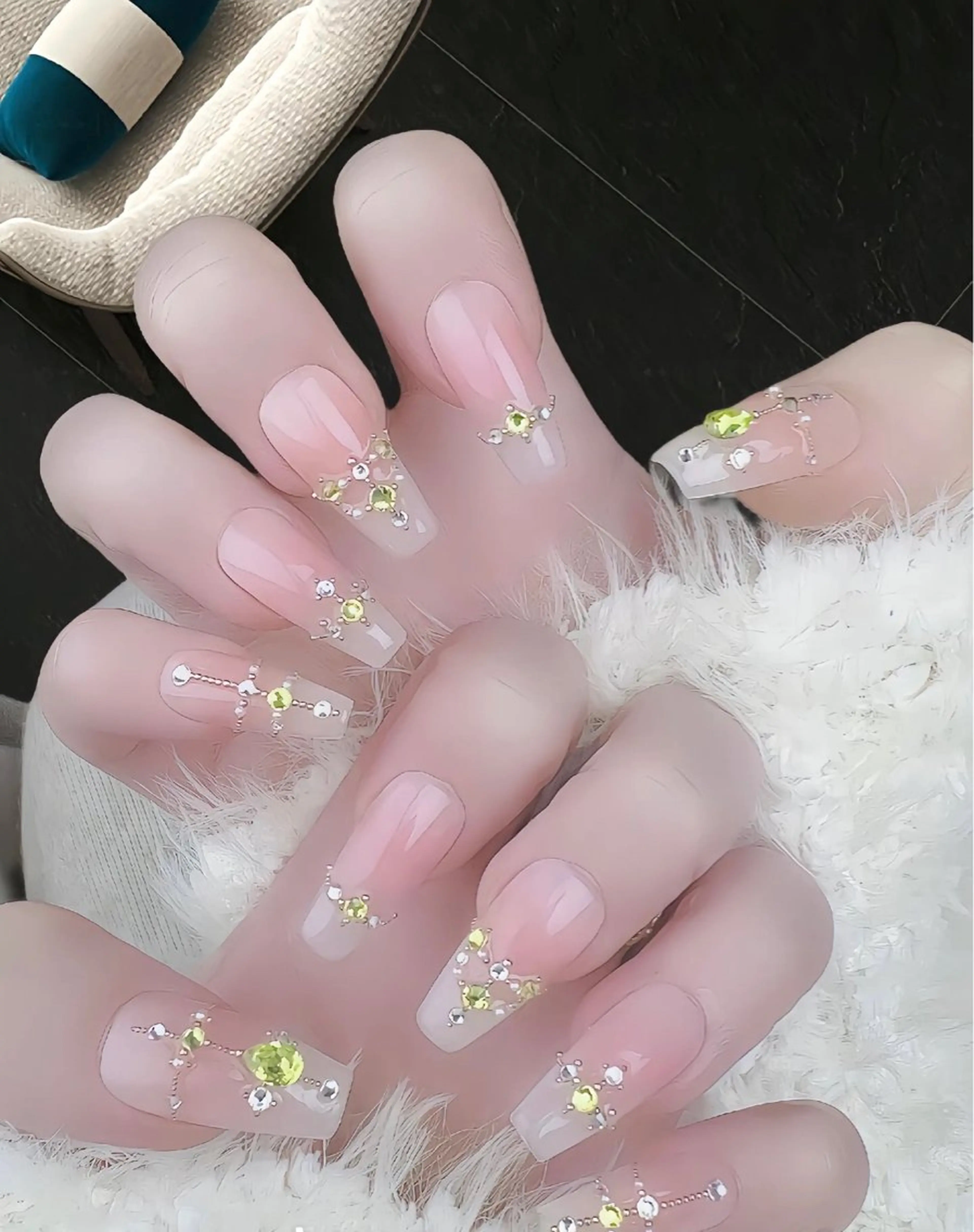 ネイル The ONE栄店 横地のネイルデザイン