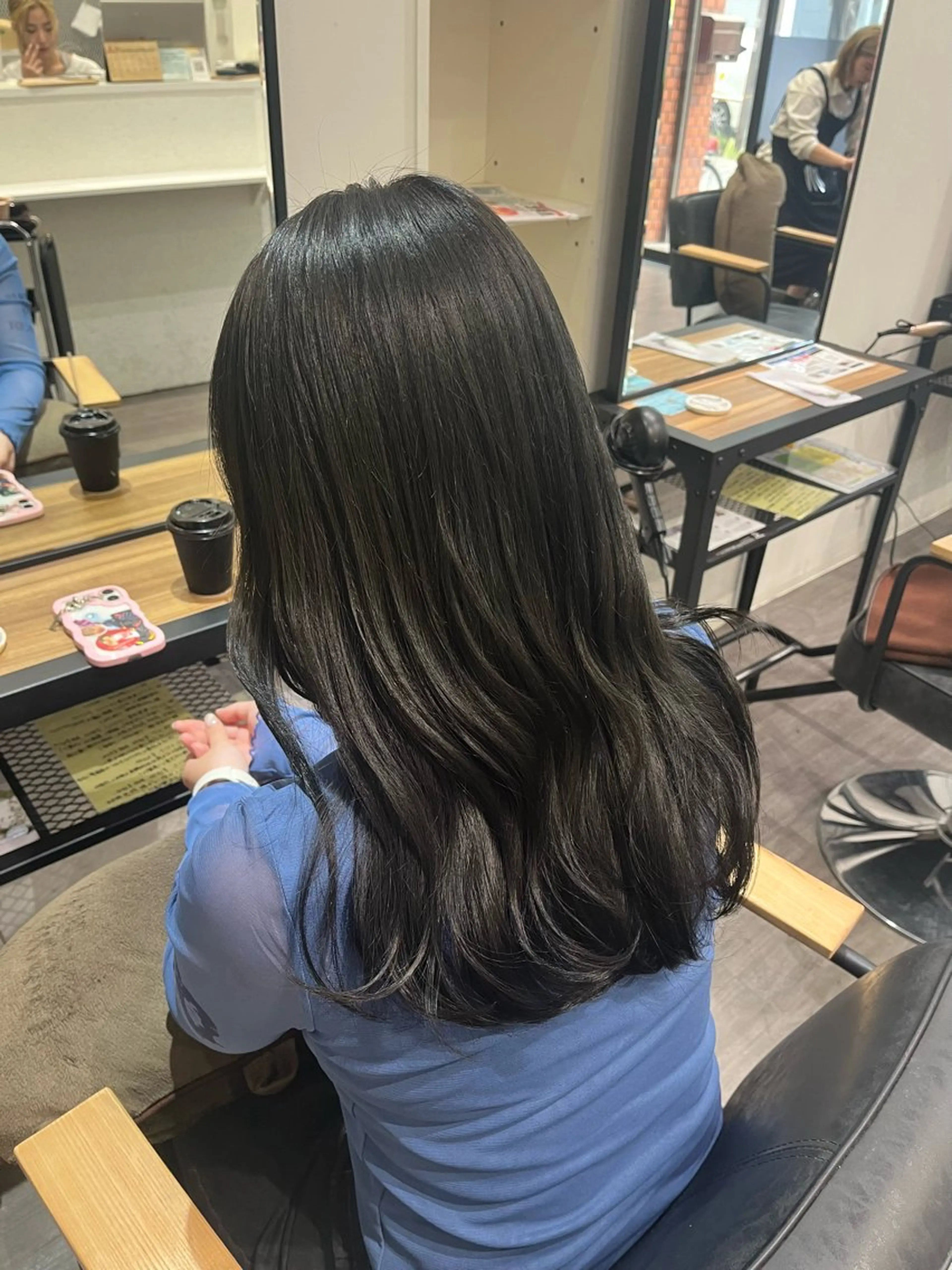 セミロング カラー nijika/ カラーリスト🫧のヘアスタイル