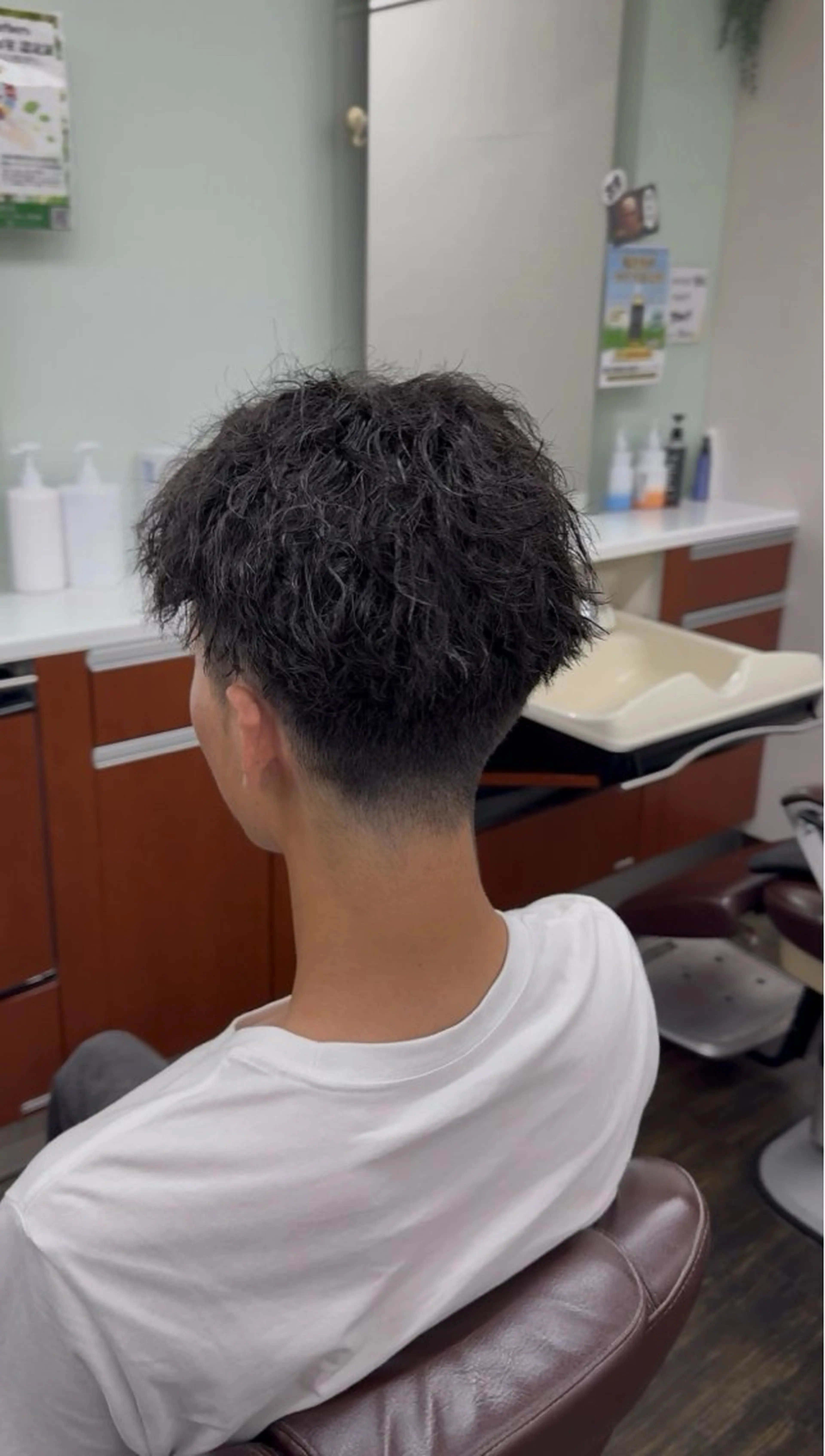 ショート パーマ メンズ メンズパーマ メンズツイストパーマ ツーブロック 刈り上げ ツイストパーマ ヘアー/エステ グランツエッセ所属・田村 晃のヘアスタイル