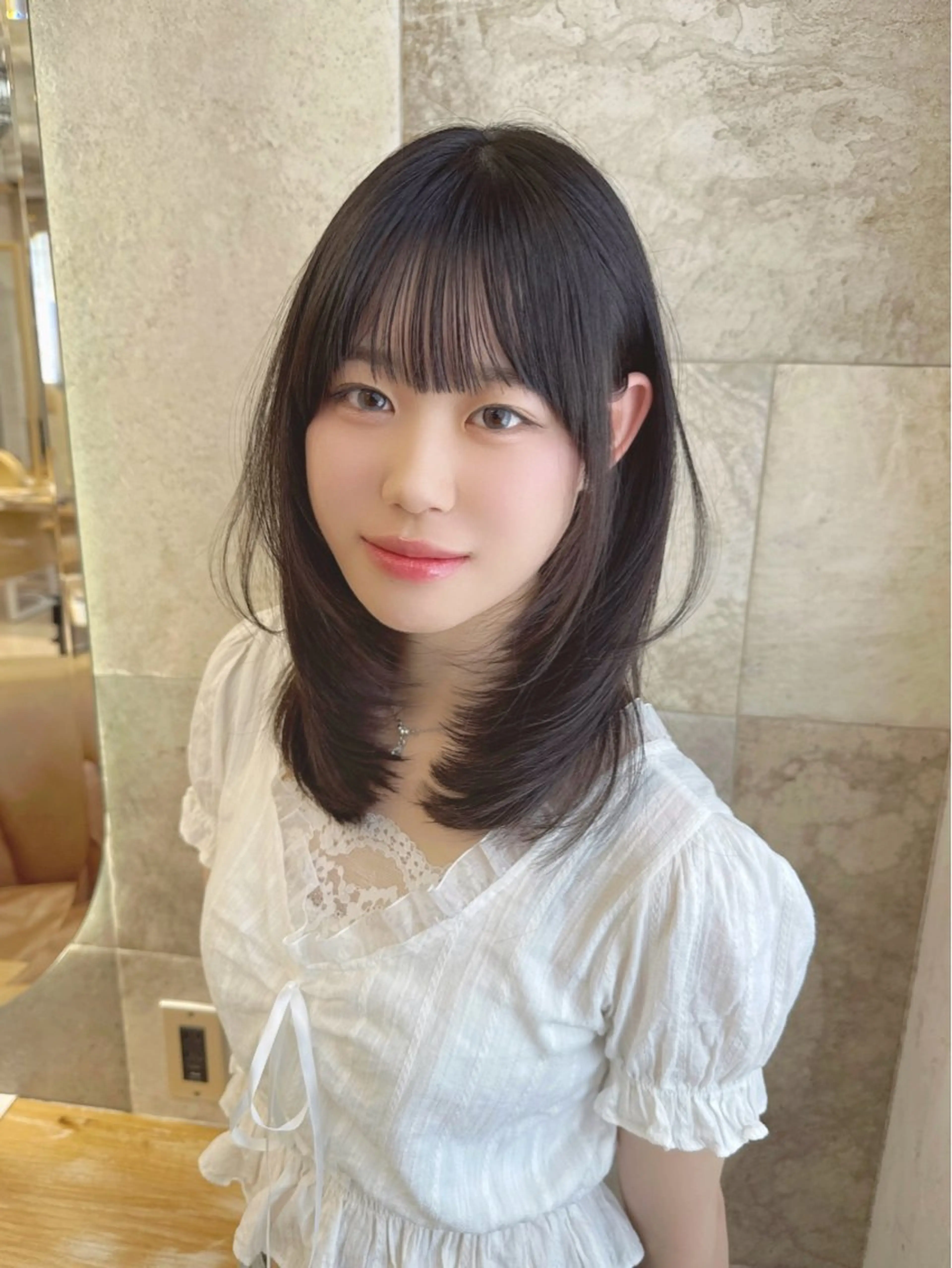ミディアム Lond Alexia所属・🇰🇷韓国風×髪質 改善YUKIのヘアスタイル