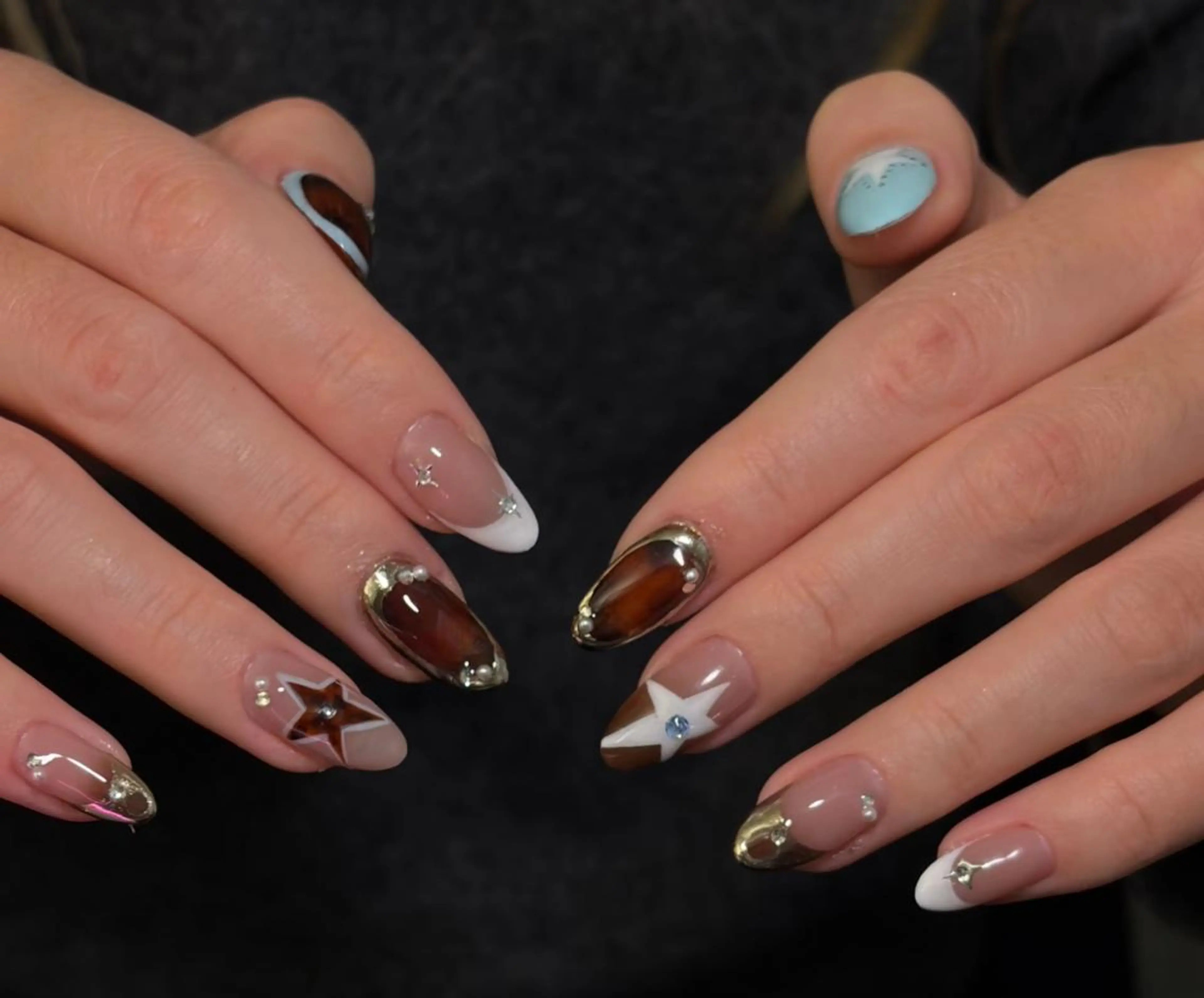 ネイル ハンドネイル 🎀 NaNa_nailのネイルデザイン