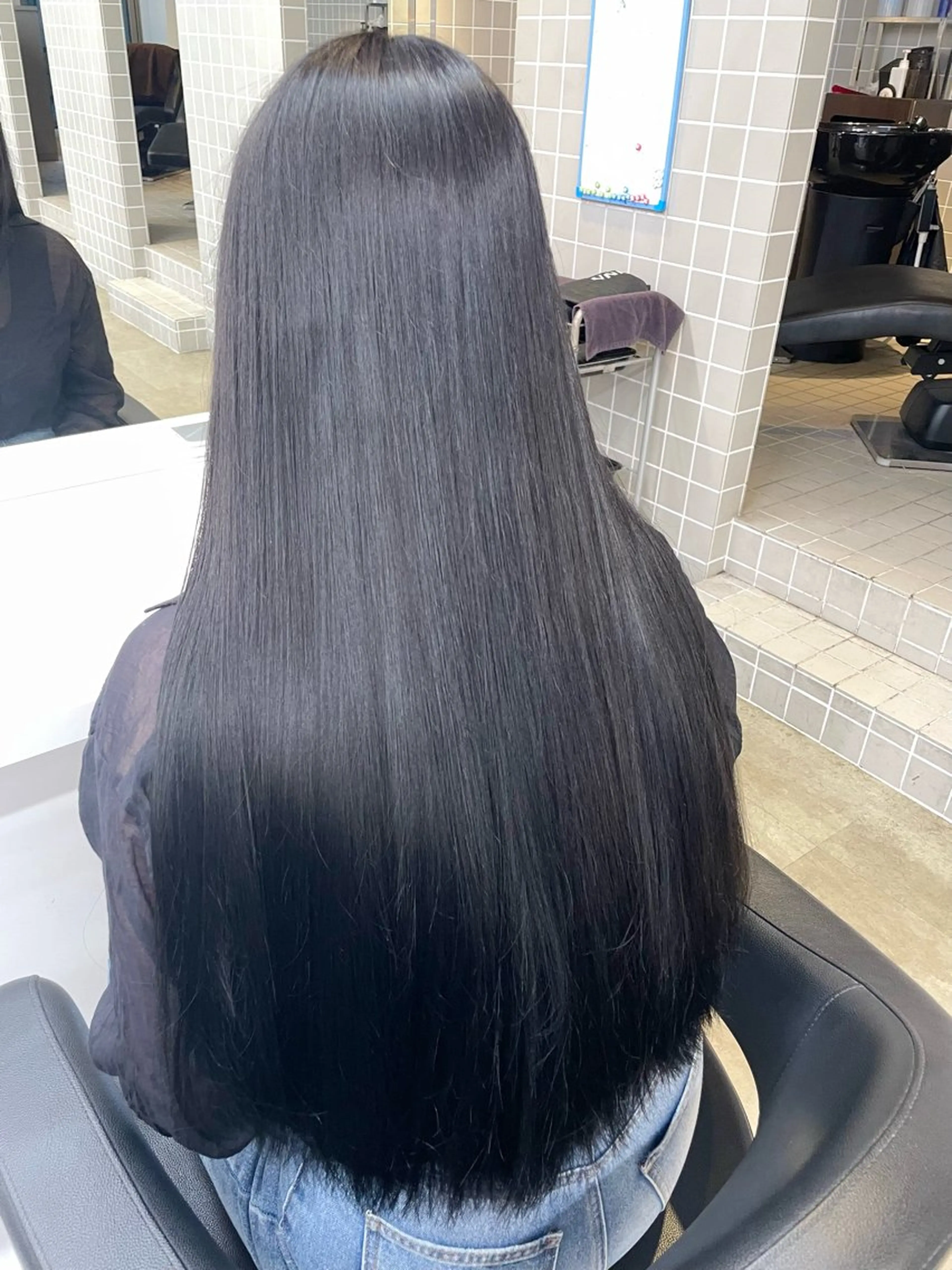 ロング カラー ヘアアレンジ 韓国レイヤー＆ピンク 艶髪🩶maikoのヘアスタイル