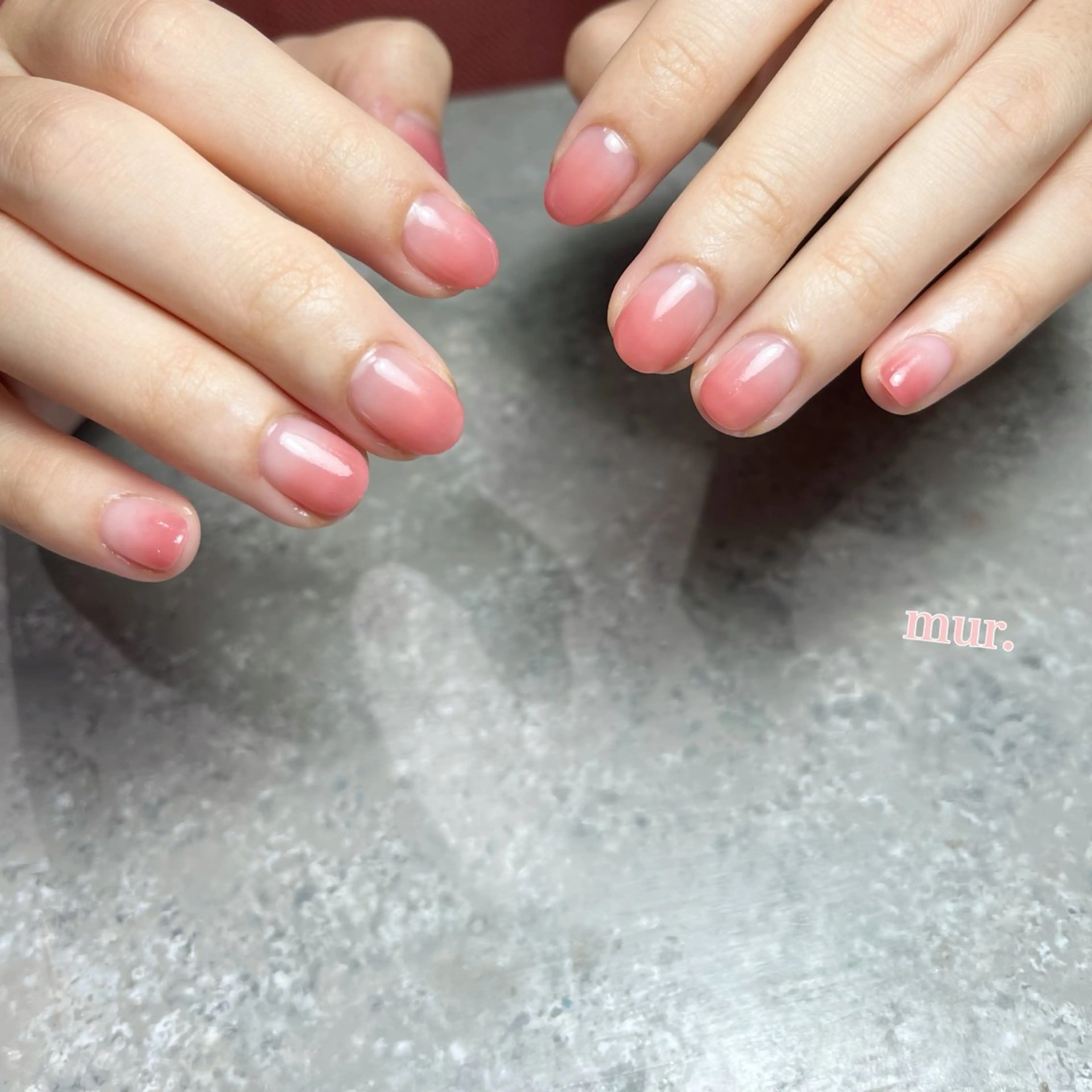 ネイル グラデーション オフィスネイル シンプルネイル ハンドネイル nailsalon mur.のネイルデザイン