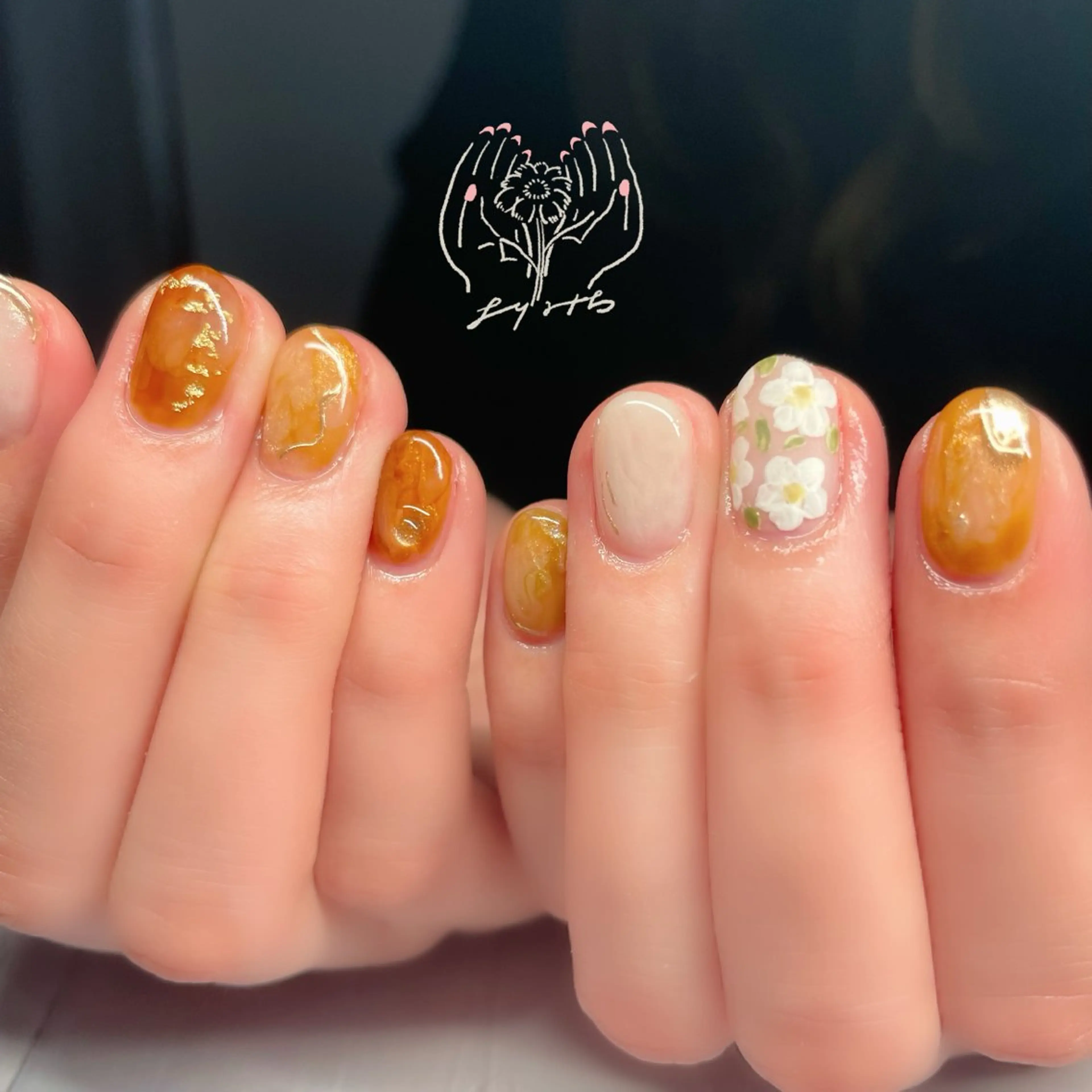 ネイル ハンドネイル フットネイル よりみち ネイルのネイルデザイン