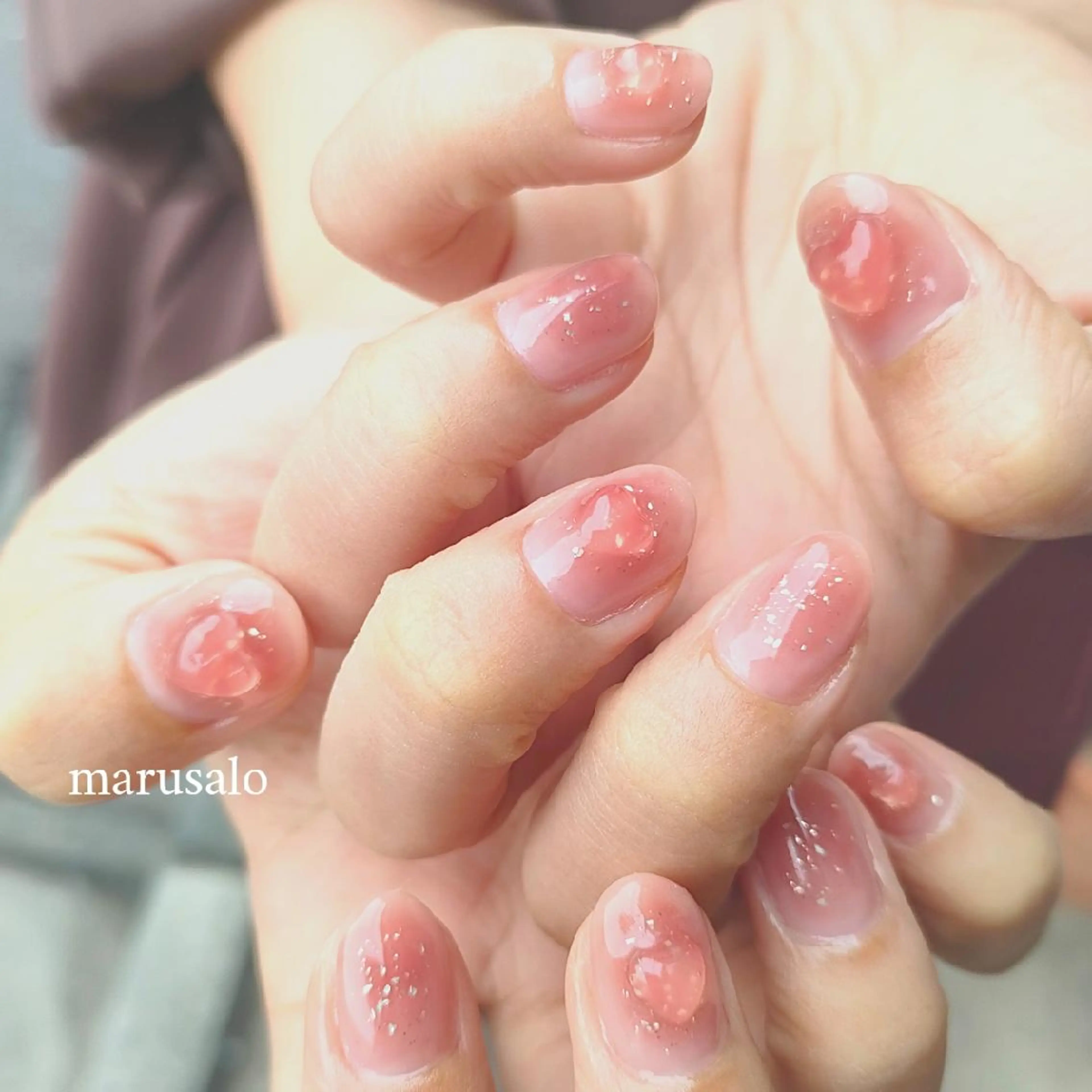 ネイル チークネイル ハート 韓国ネイル ぷっくりネイル UVネイル ハンドネイル marusalo nailのネイルデザイン