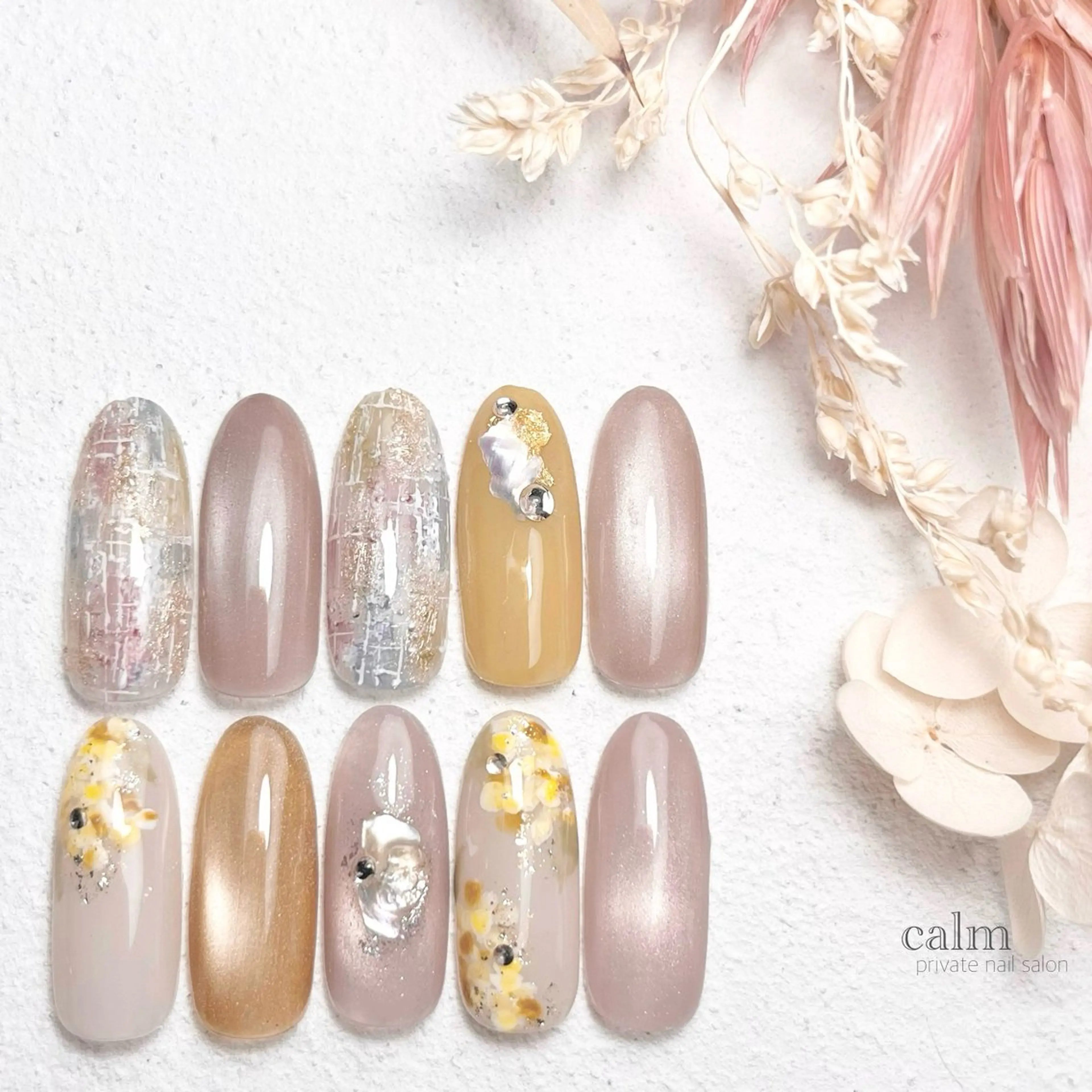 ネイル ハンドネイル calm 〔ｶｰﾑ〕のネイルデザイン