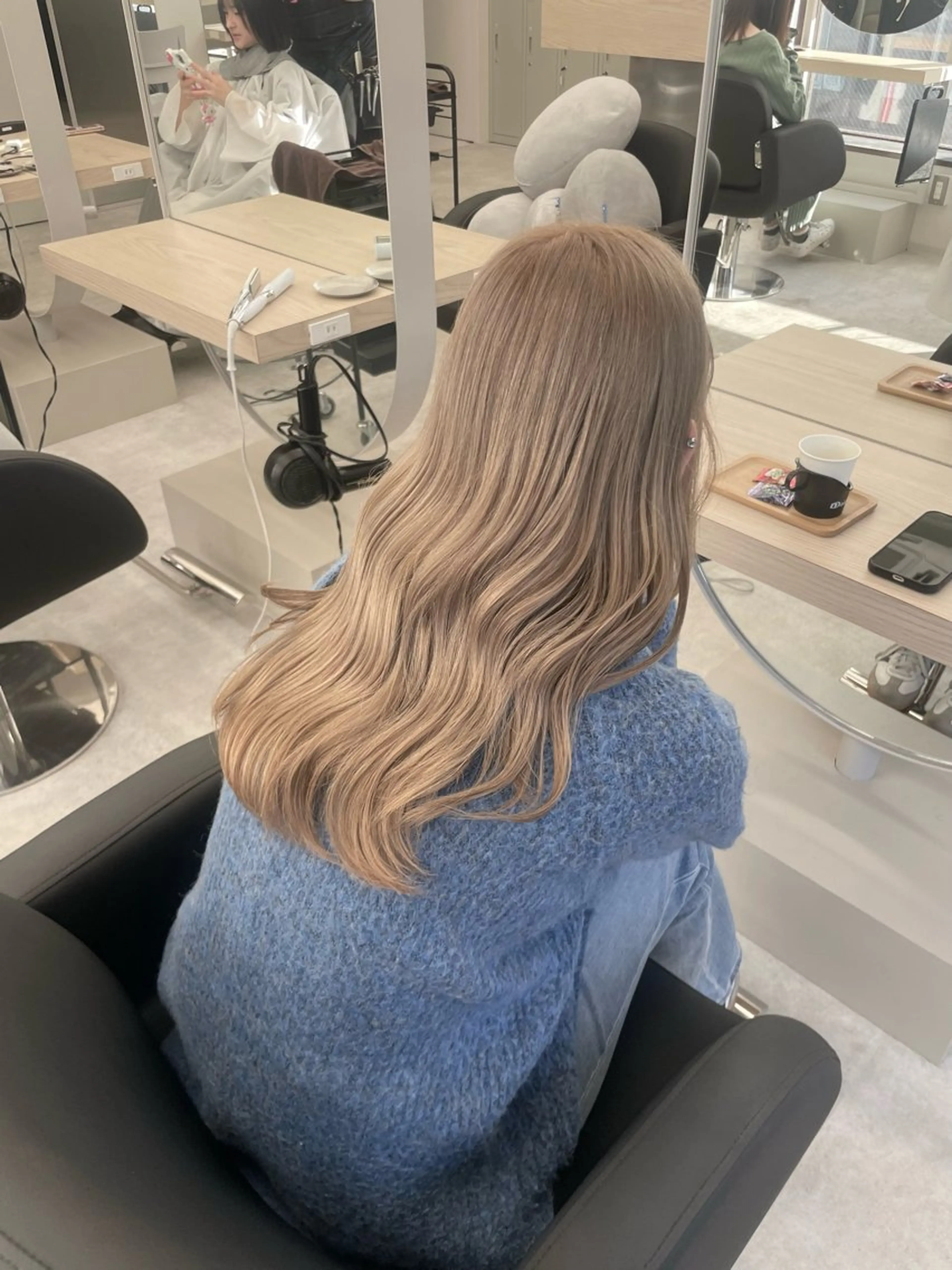 ロング カット ヘアカラー 抜け感style💎 𝑹𝑼𝑵𝑨のヘアスタイル