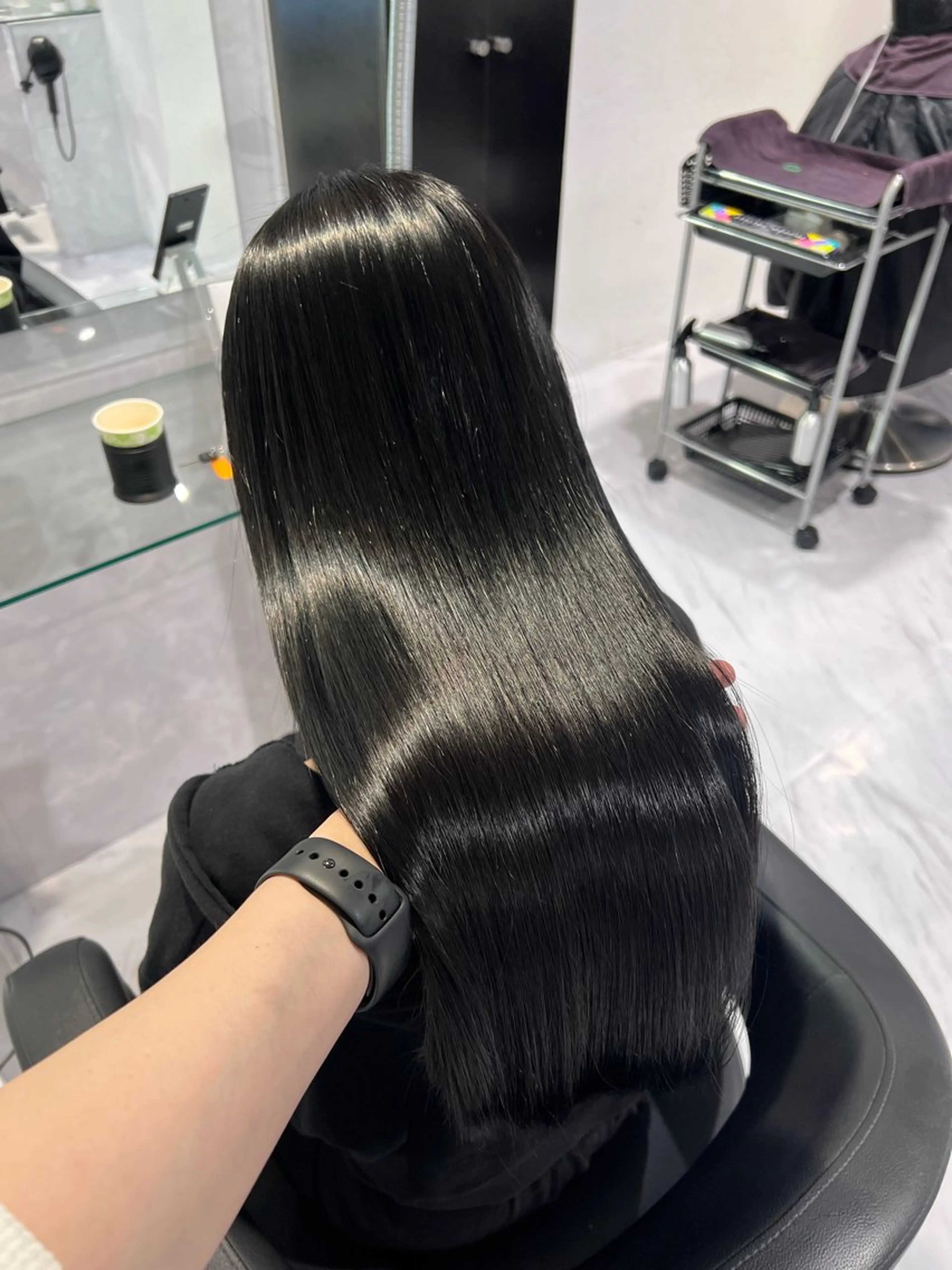 ロング ヘアアレンジ ボブ くせ毛 髪質改善 縮毛矯正 トリートメント カット 縮毛矯正 トリートメント 🦋重くない暗髪🦋 Hana🦋のヘアスタイル